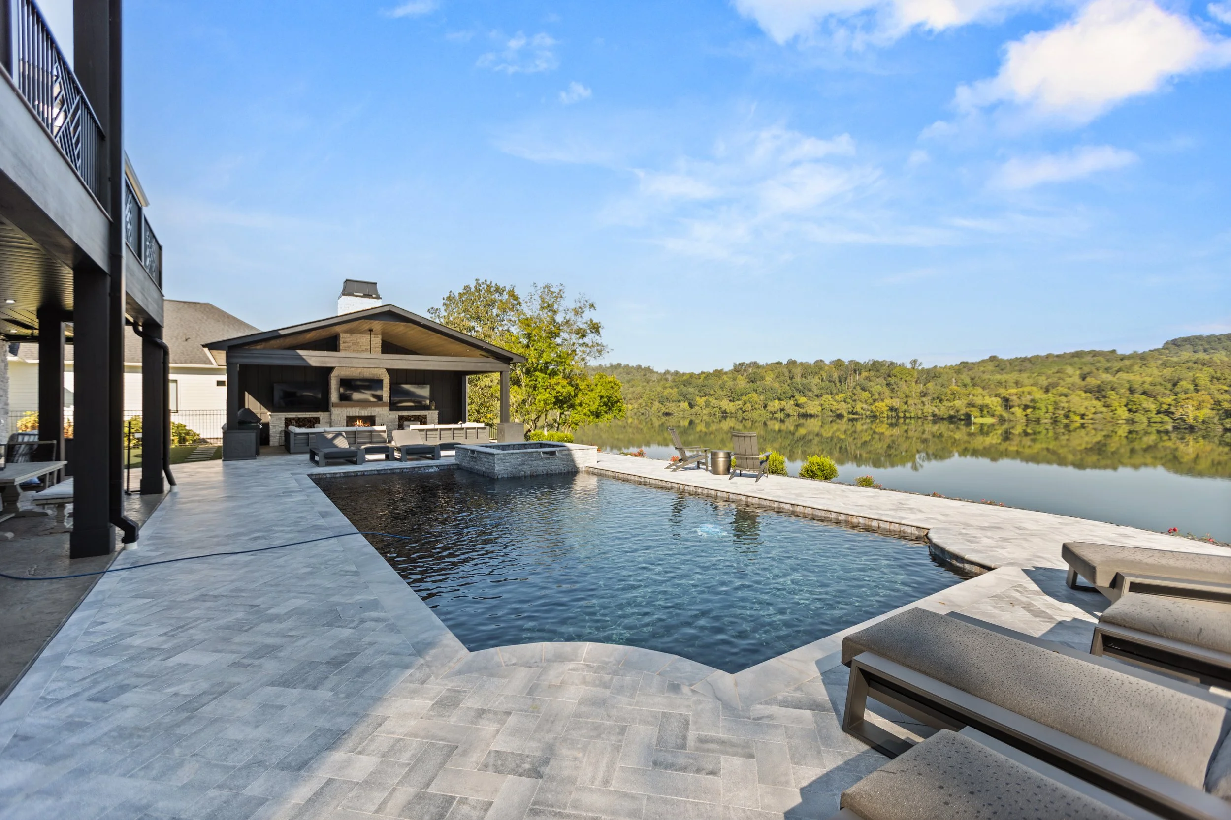 Photo Dec 12 2025, 9 12 54 PM.jpg