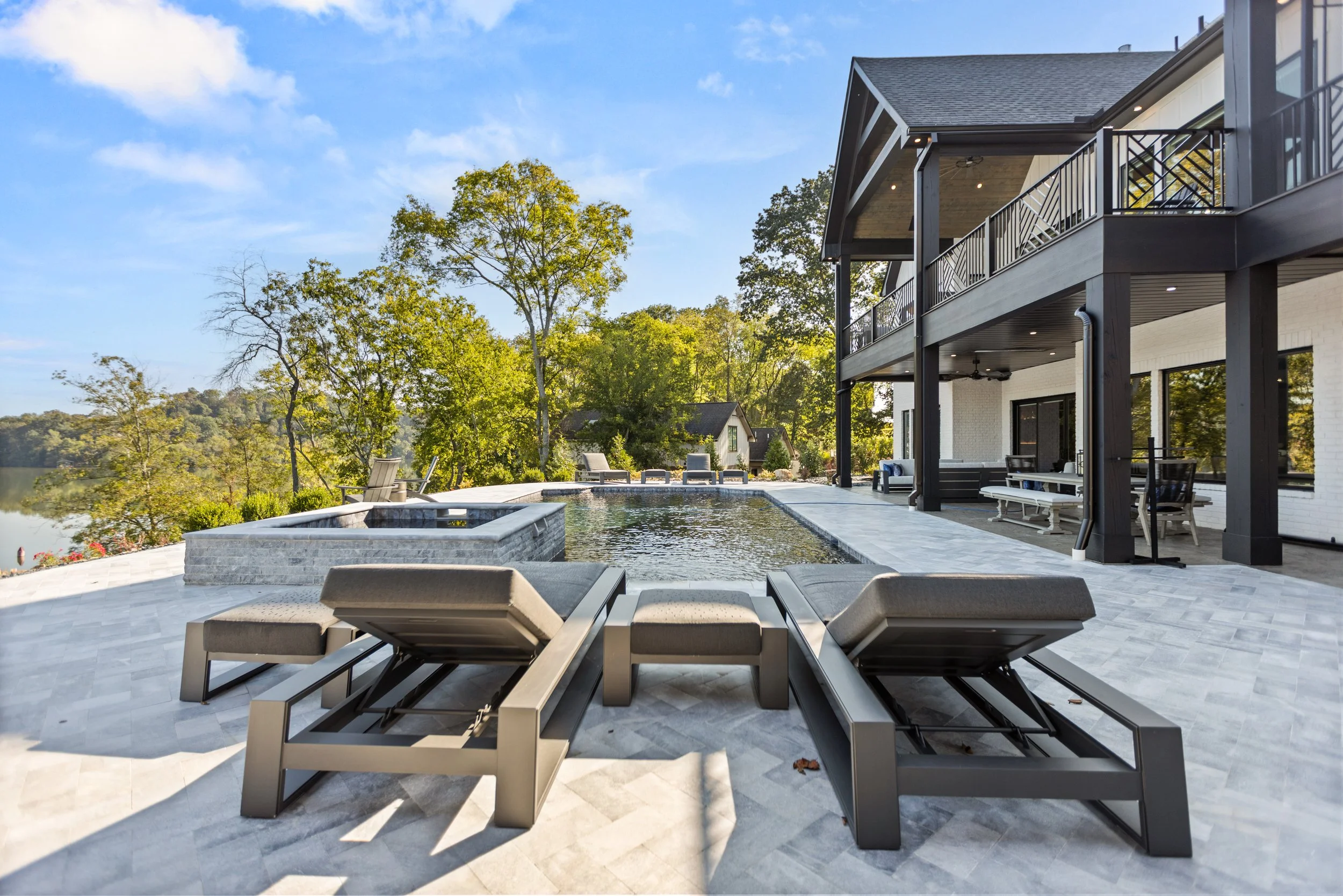 Photo Dec 12 2025, 9 10 33 PM.jpg