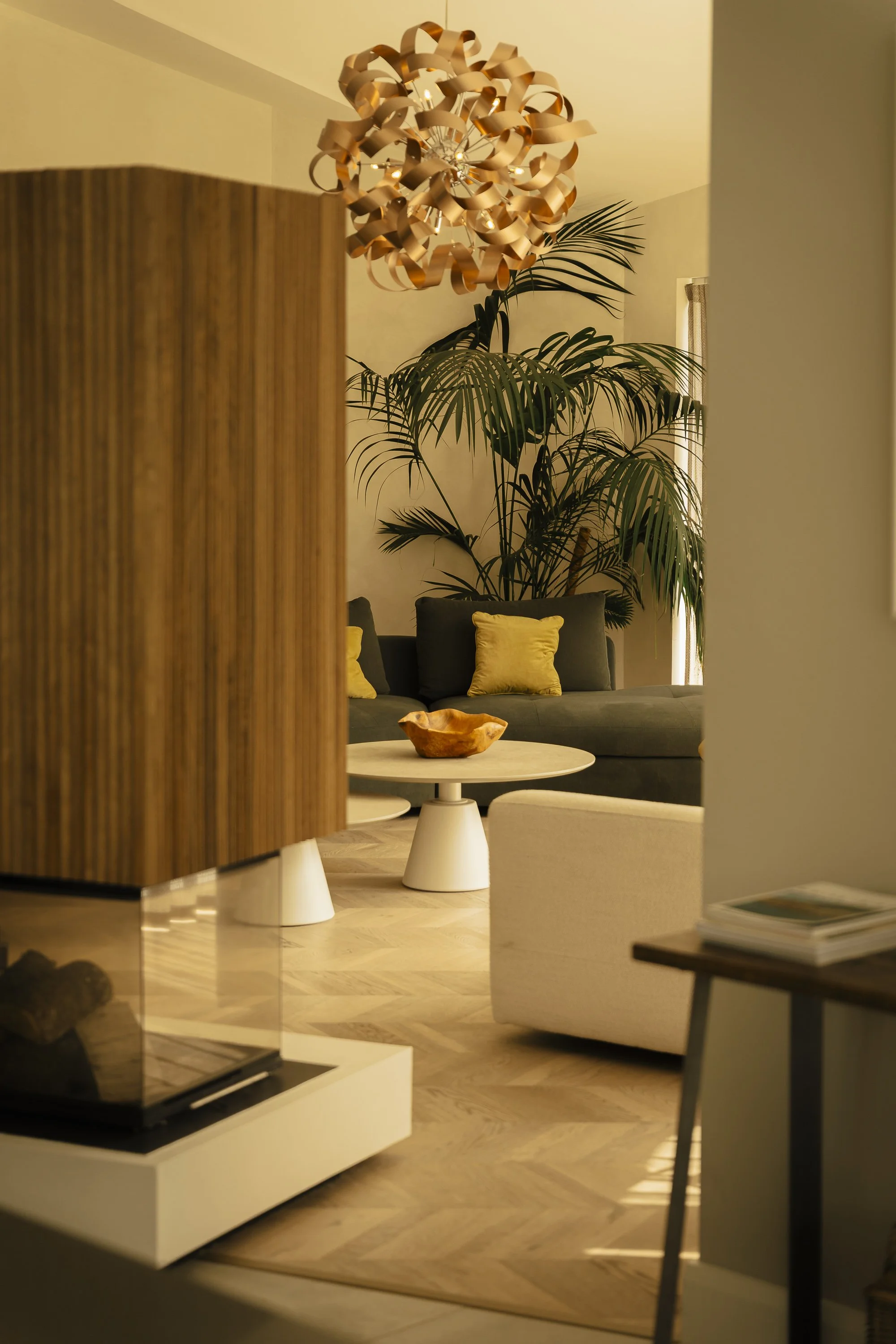 lounge with light perspective 1.jpg