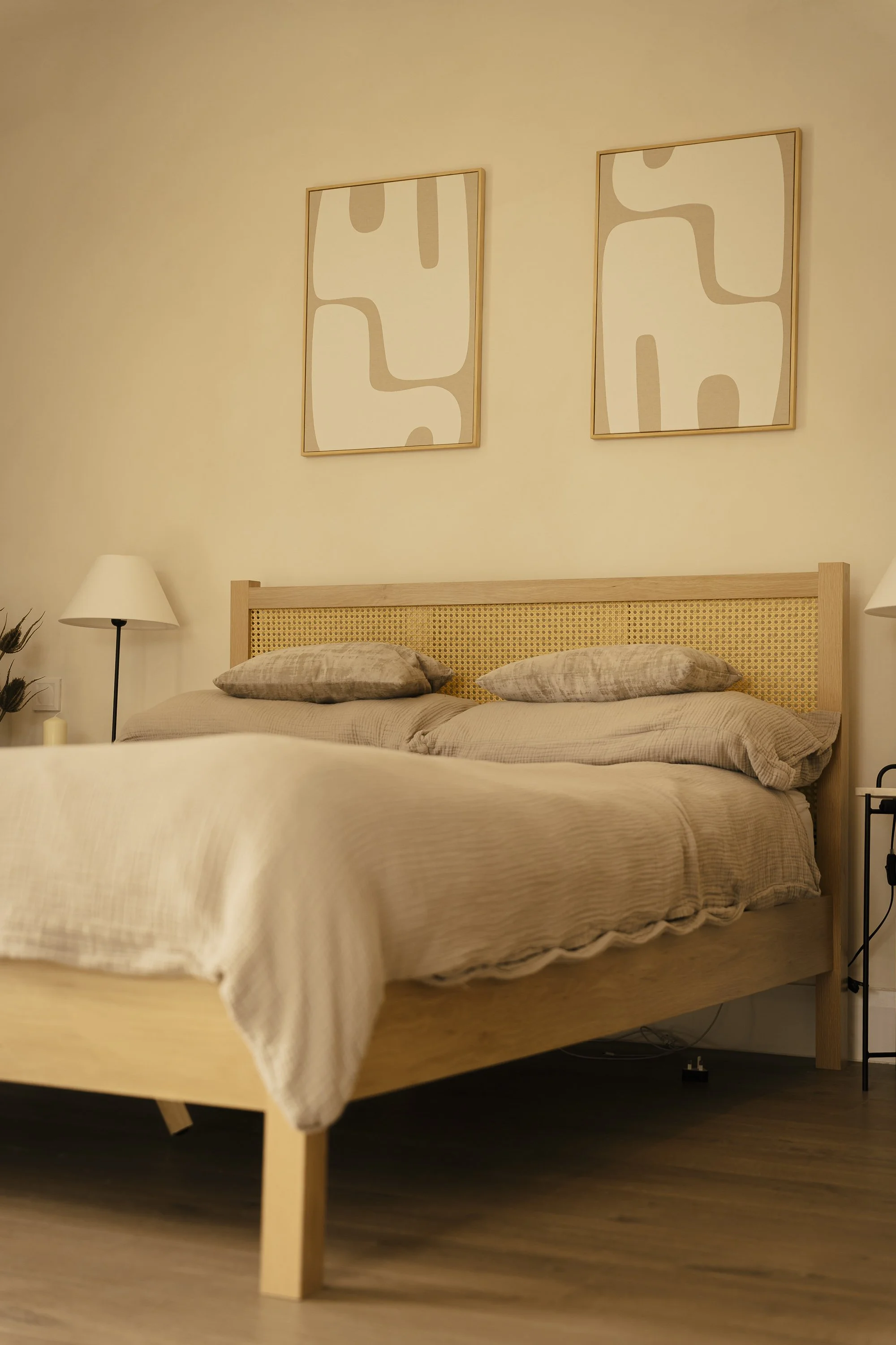 bedroom loose bedding.jpg