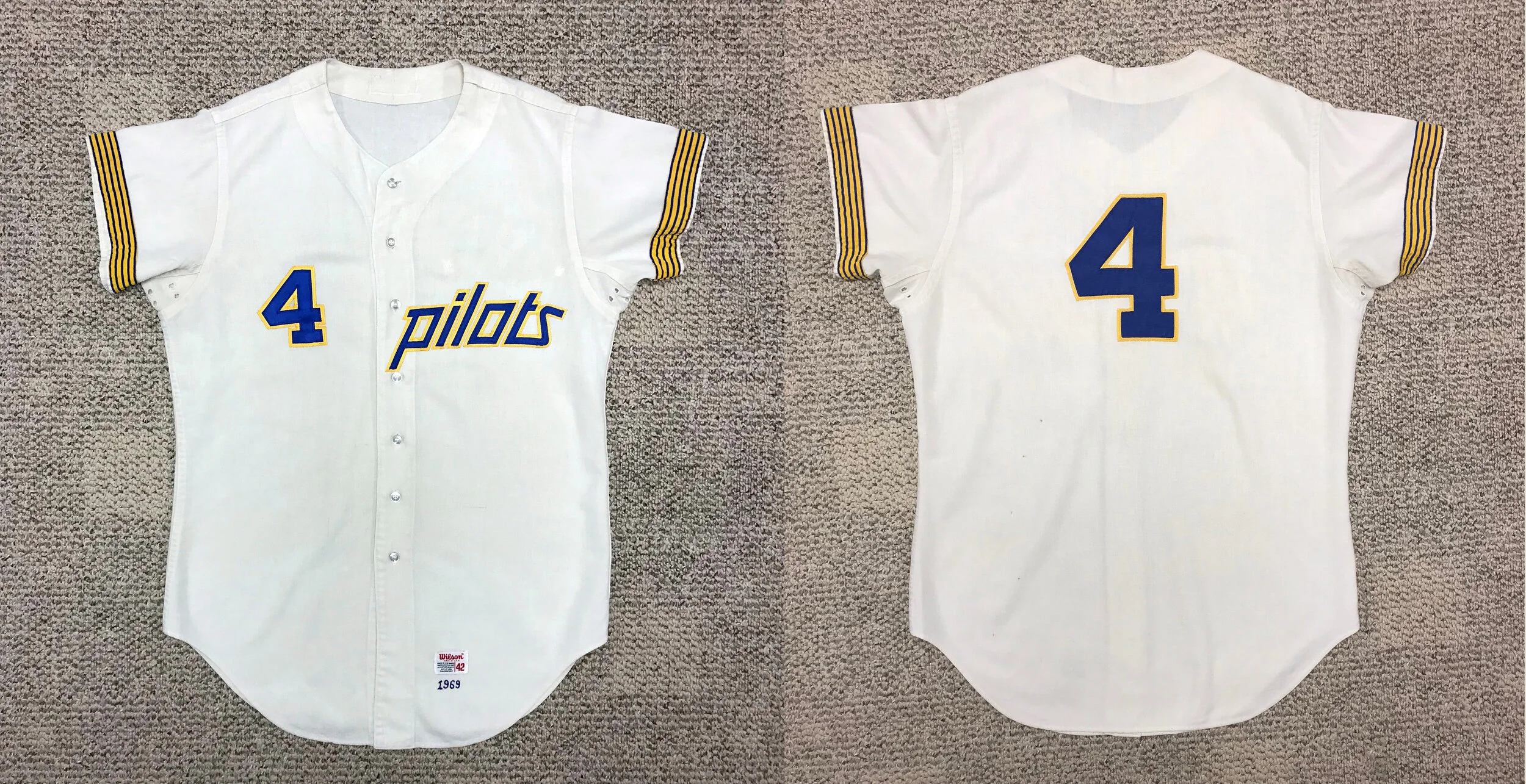 Here is the jersey as I received it. It might look perfectly fine to most, but it was inexactly done. With an item this rare, its inaccuracy was not acceptable!