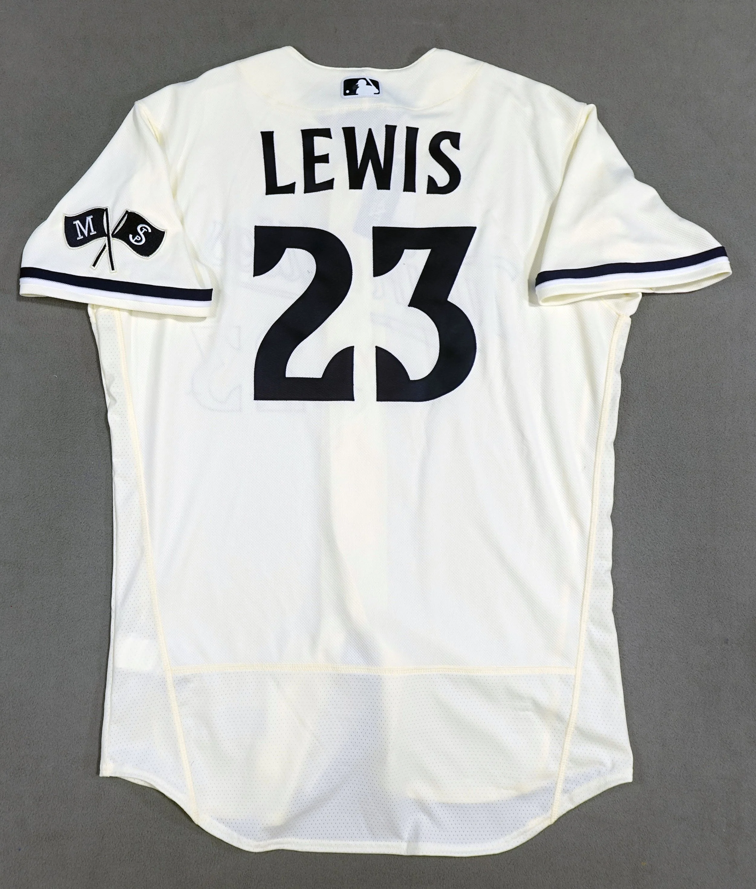 Noah Zumbaum out20251006_0634.JPG