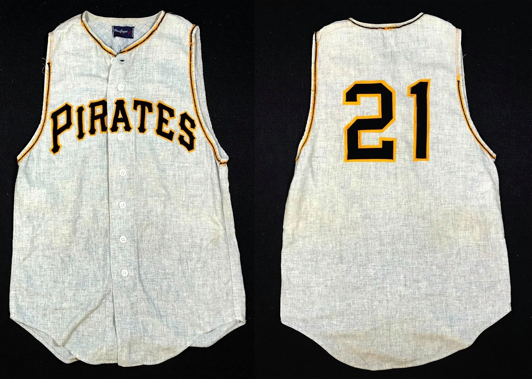 Restoration: 1960 Pirates Roberto Clemente