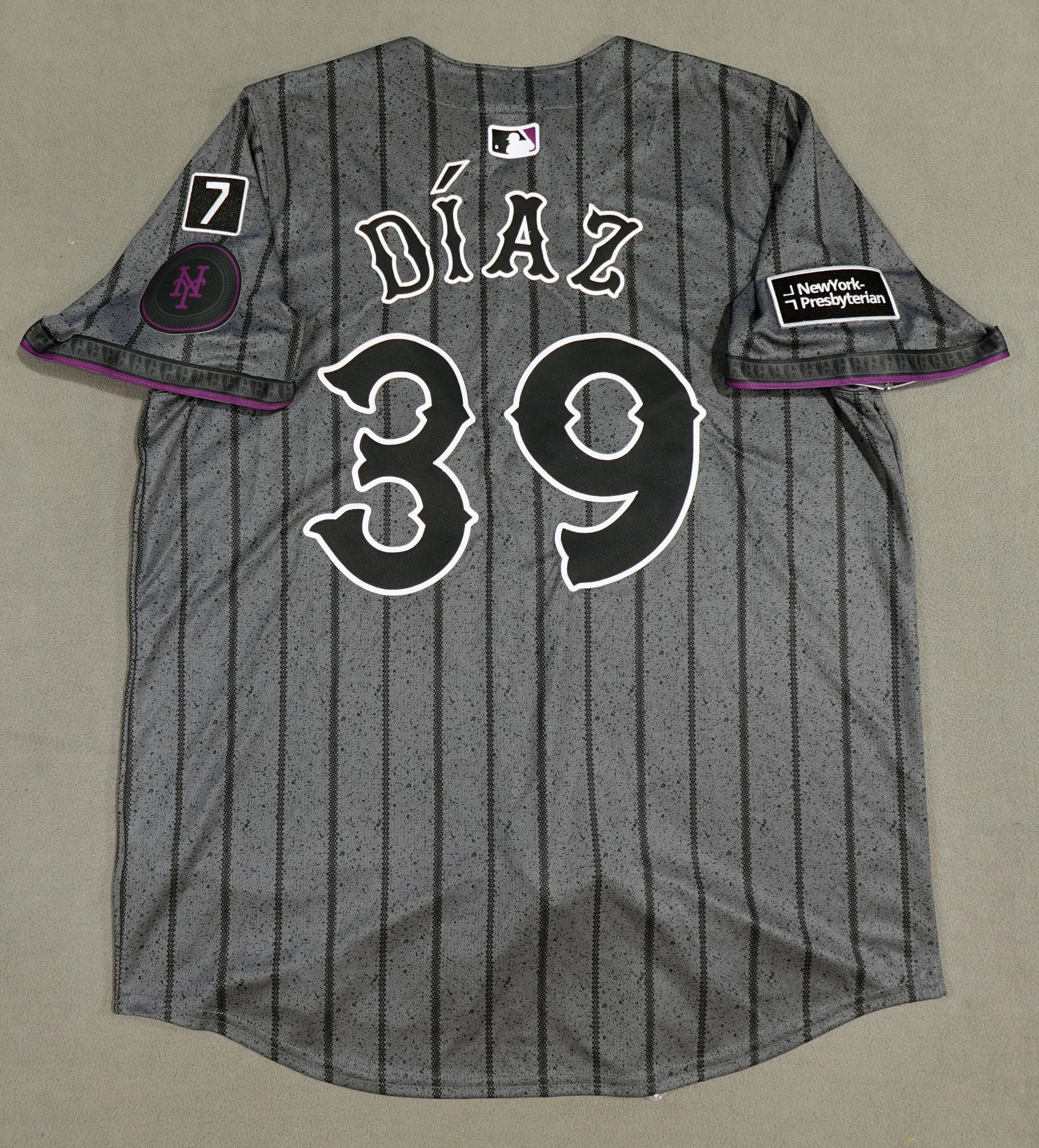 Jun Huh out20251006_0610.JPG