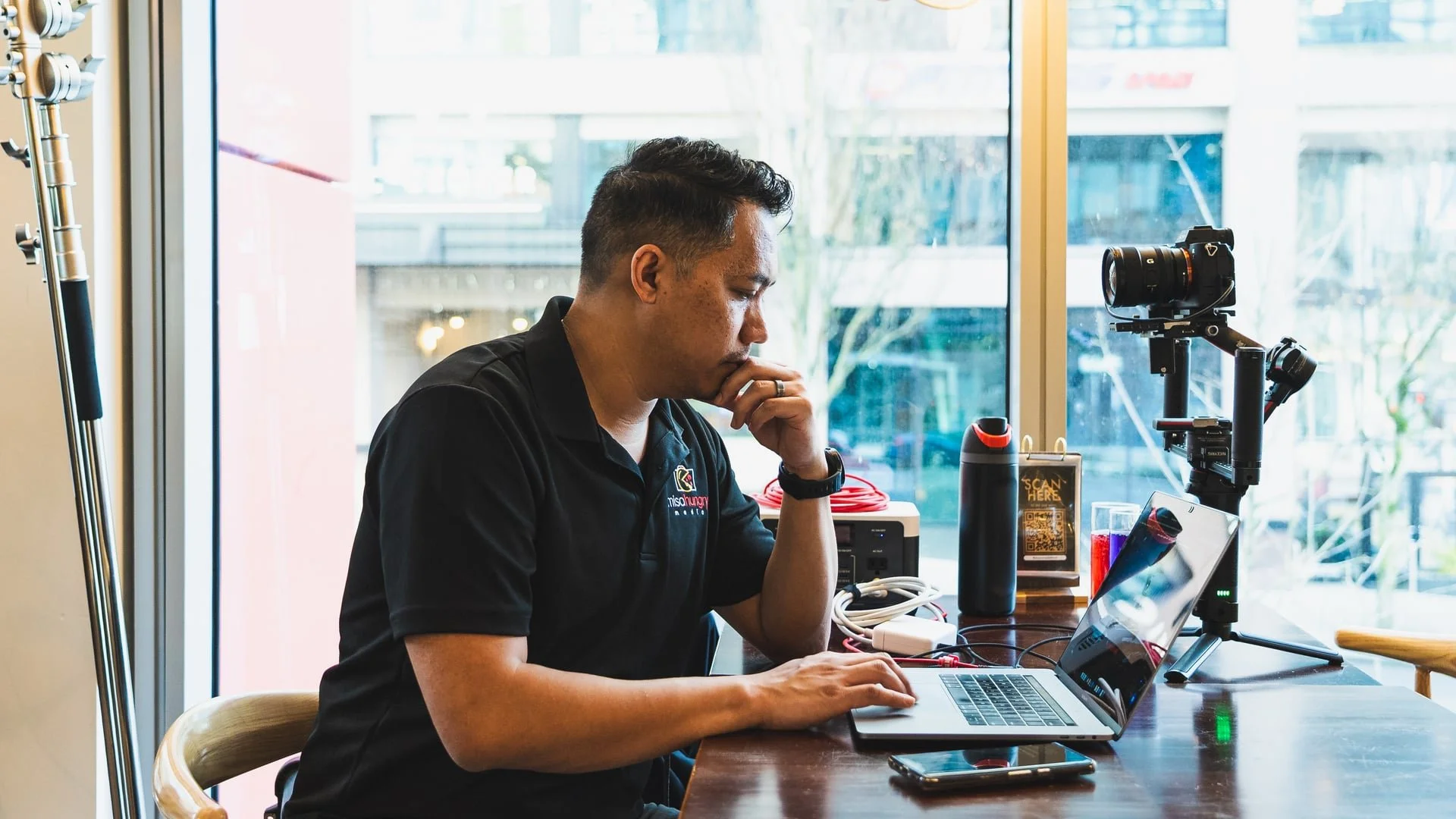 AI as your Creative Partner: Building Storyboards and Shotlists for Food Content