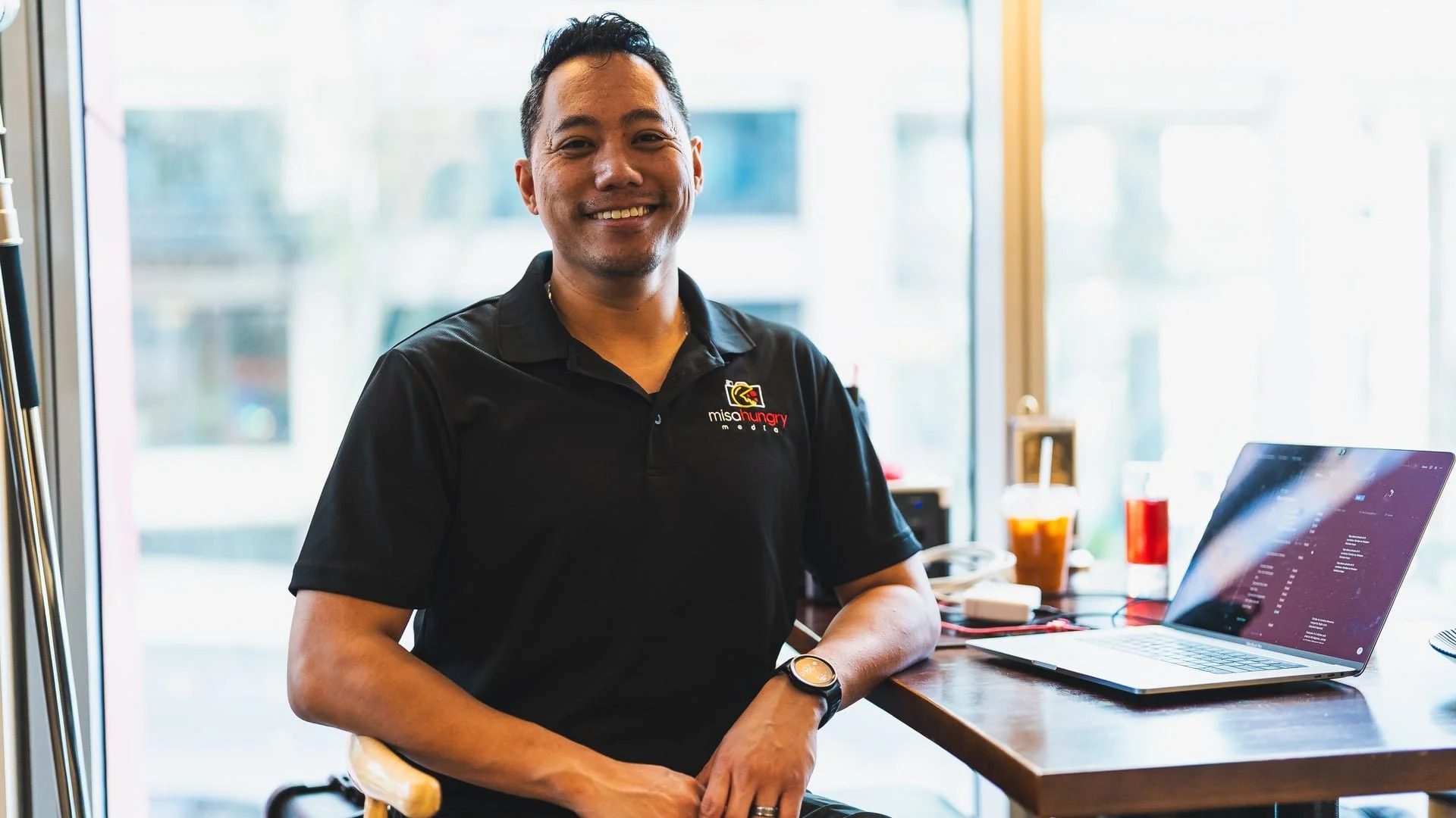 Behind the Scenes: How MisaHungry Uses AI as an Assistant, Not a Replacement