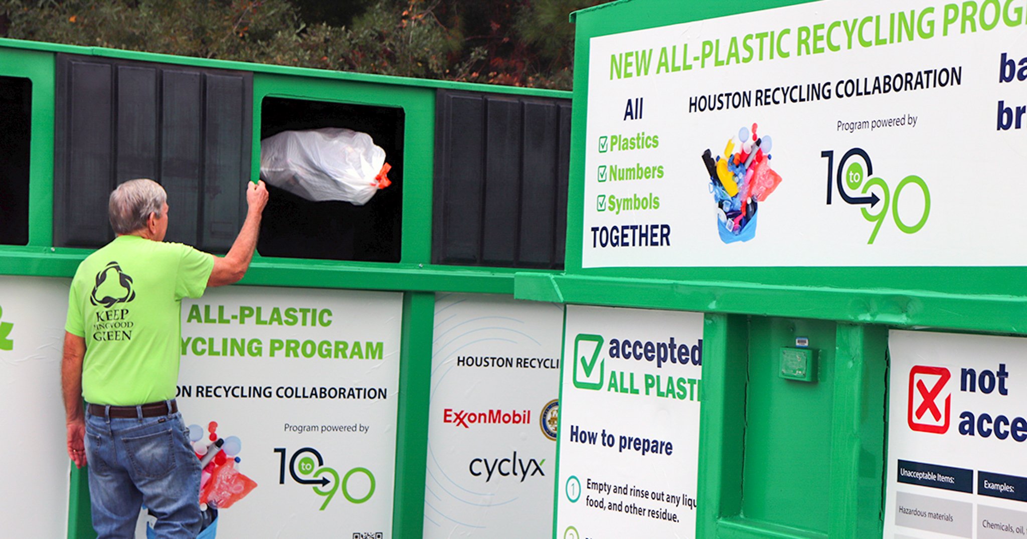 Kingwood All-Plastic Launch Photo2-2.jpg