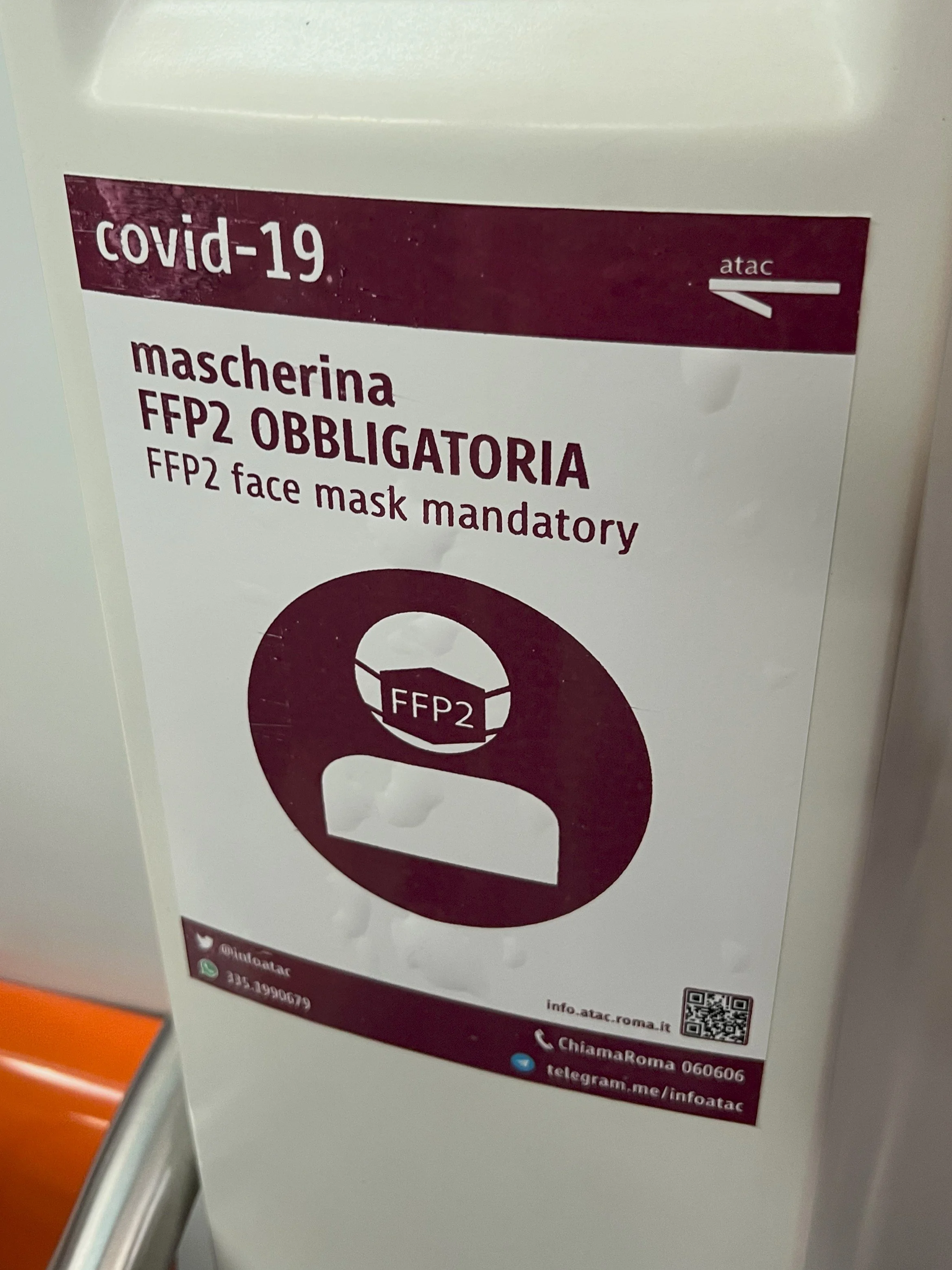 "mascherina OBBLIGATORIA (Mandatory Mask)" Adhesive Post,
ATAC Metro, Rome, Italy - July 22nd

