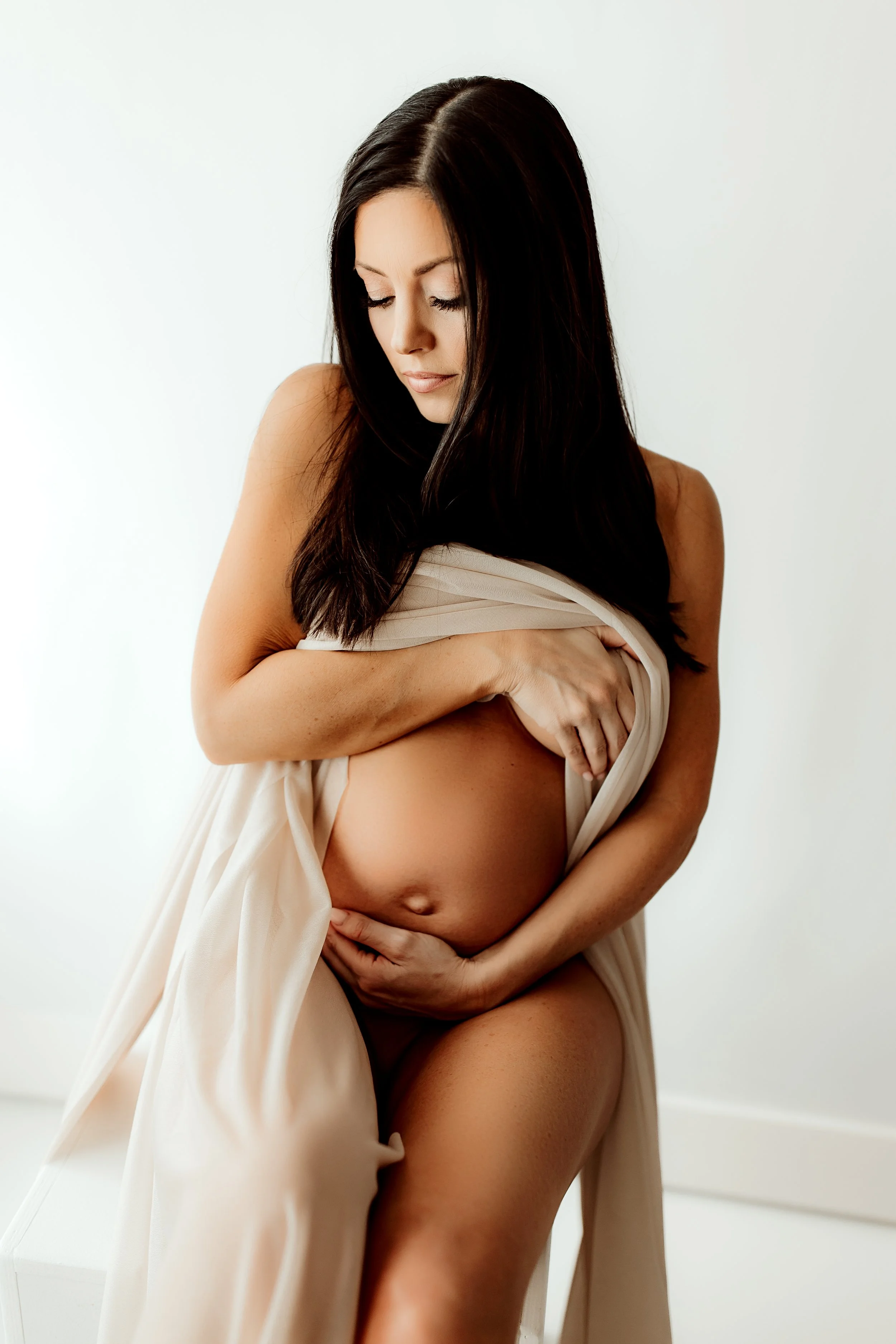 Capture the strength and grace of motherhood in Wichita KS