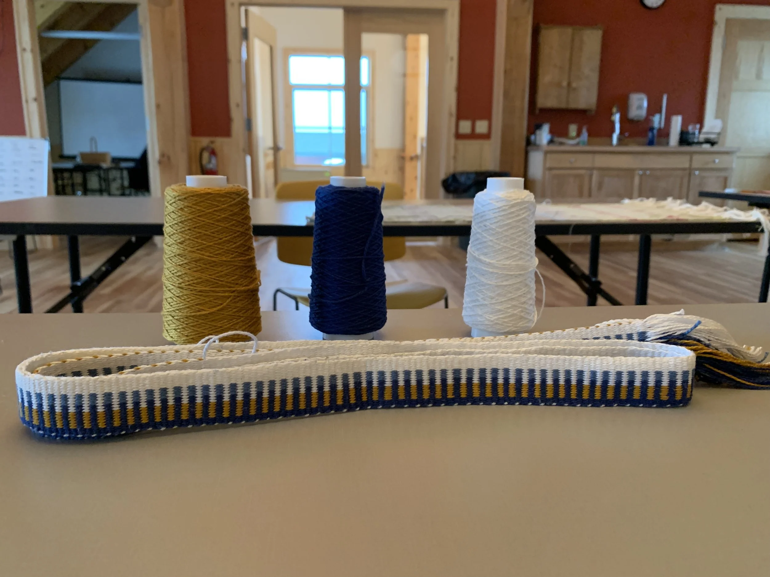 weaving on an inkle loom
