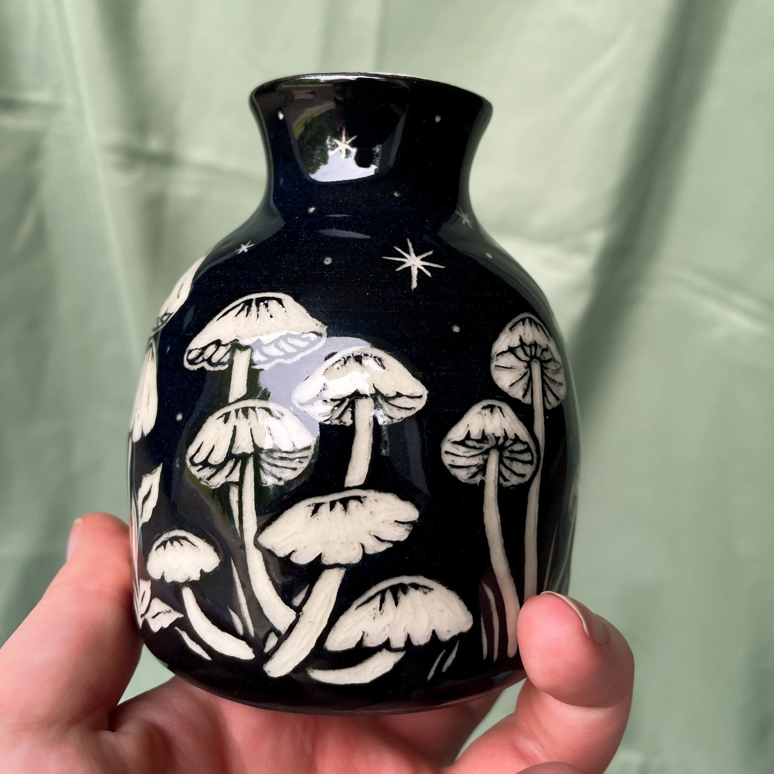 mushroom vase held up.JPEG