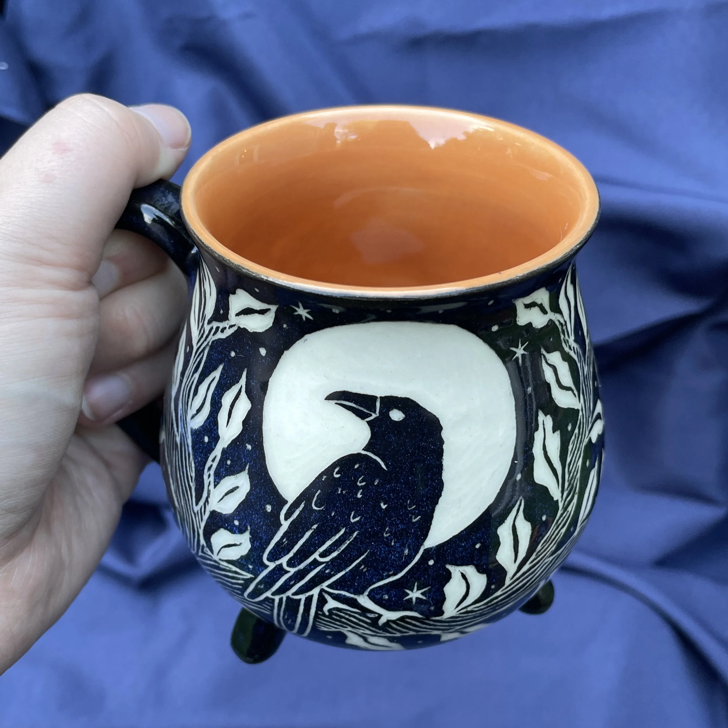 cauldron mug raven A 6.jpg