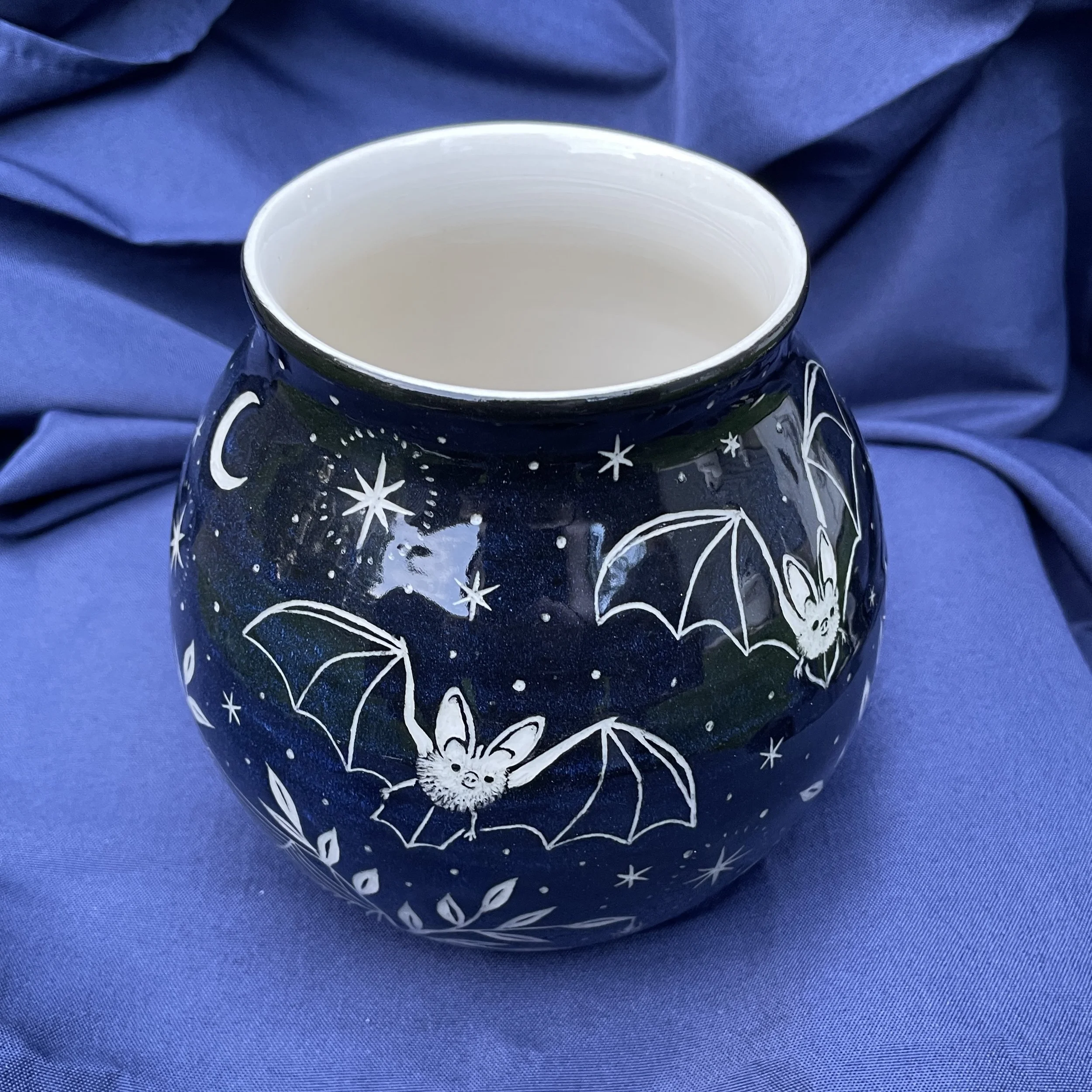 vase nocturnal creatures 9.jpg