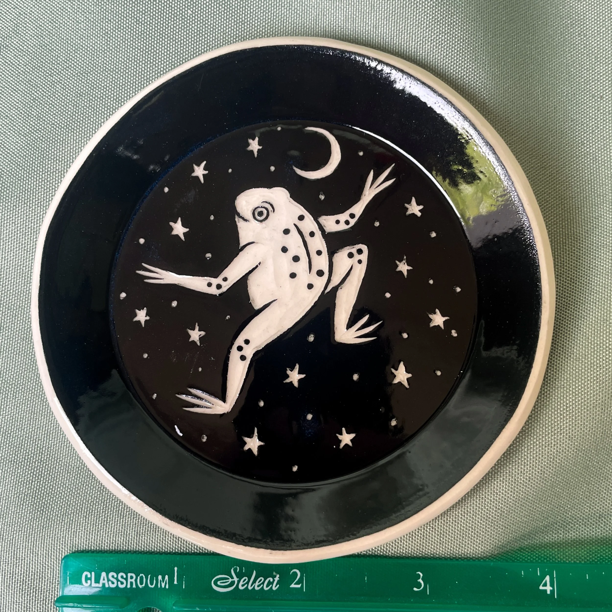 small trinket dish dancing frog 2 ruler.JPEG