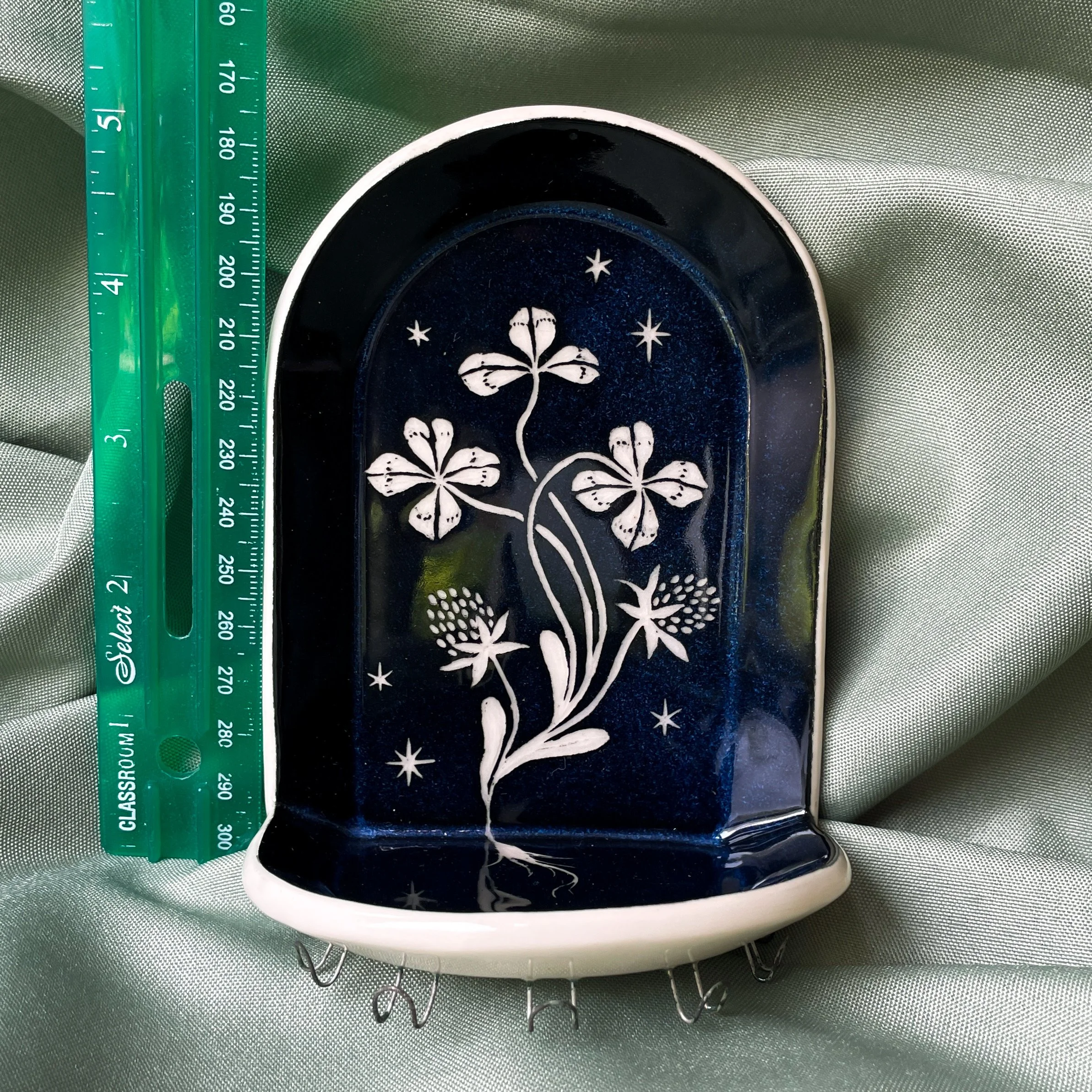 clover altar ruler for scale.JPEG