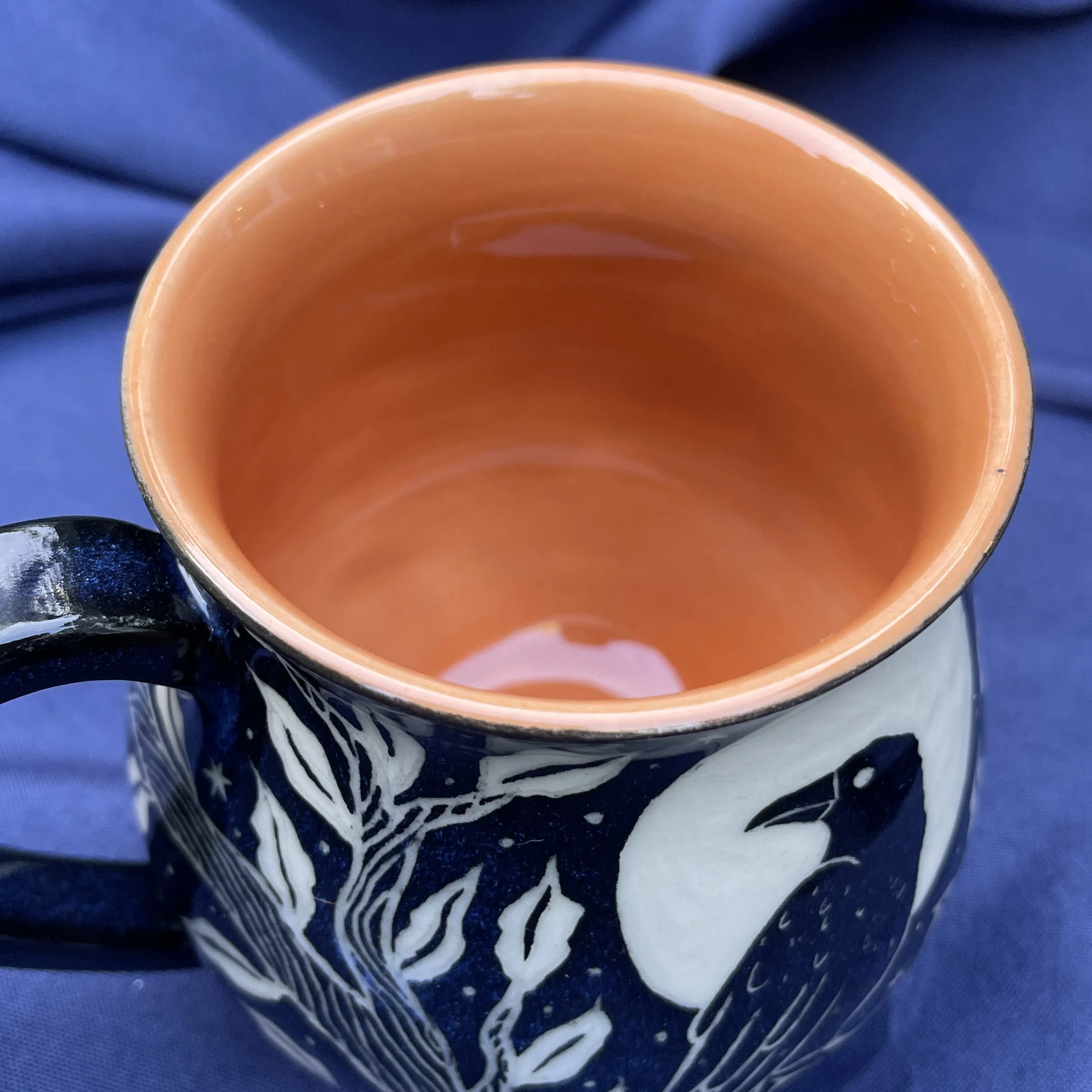cauldron mug raven A 5.jpg