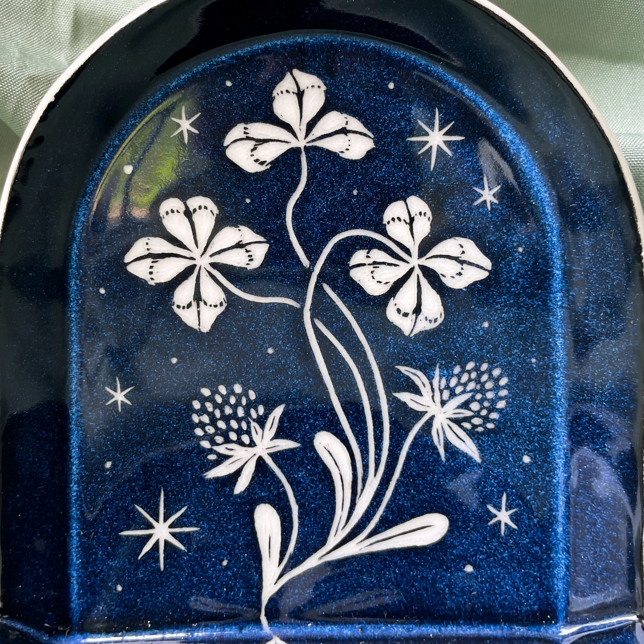 large clover altar detail.JPEG