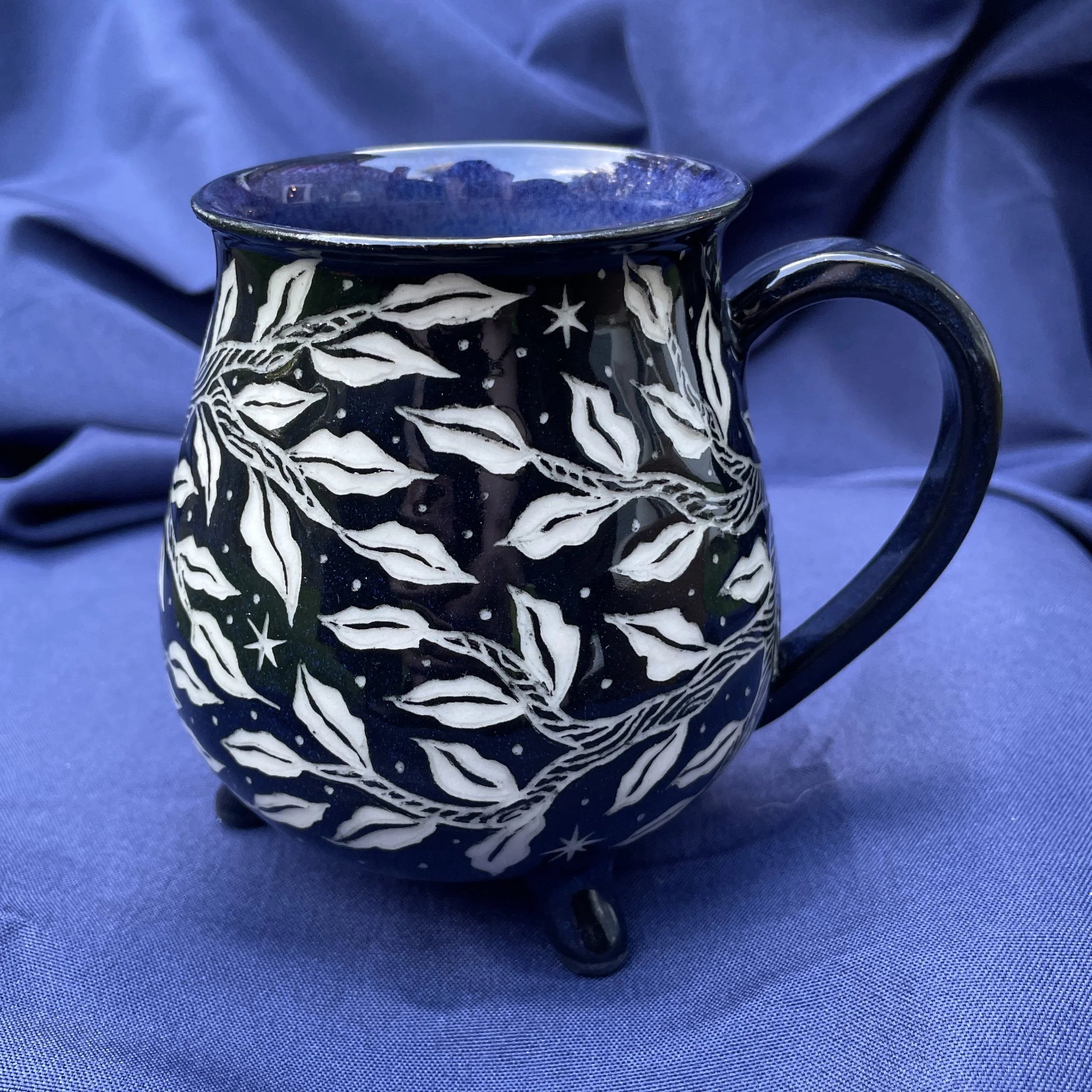 cauldron mug raven B 3.jpg