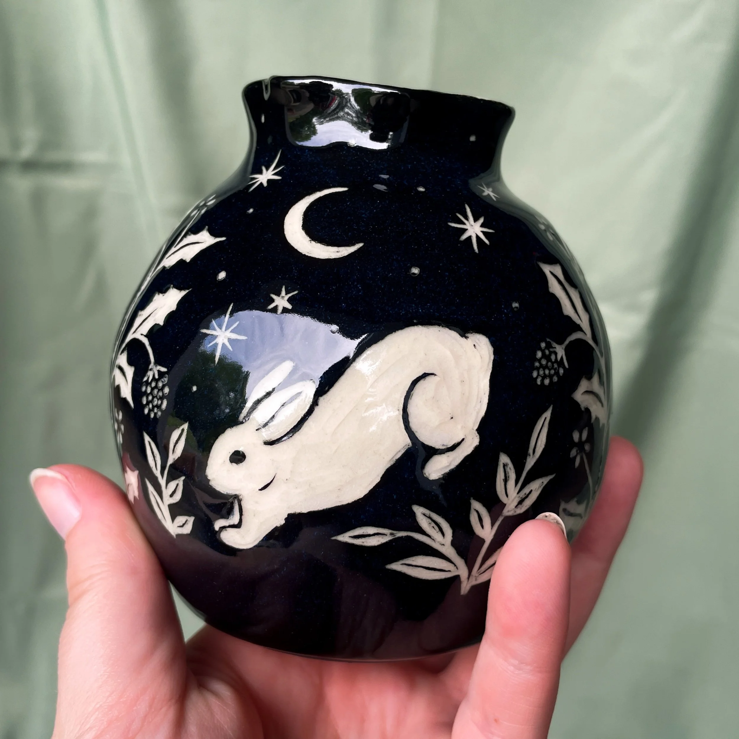 bunny vase held up.JPEG