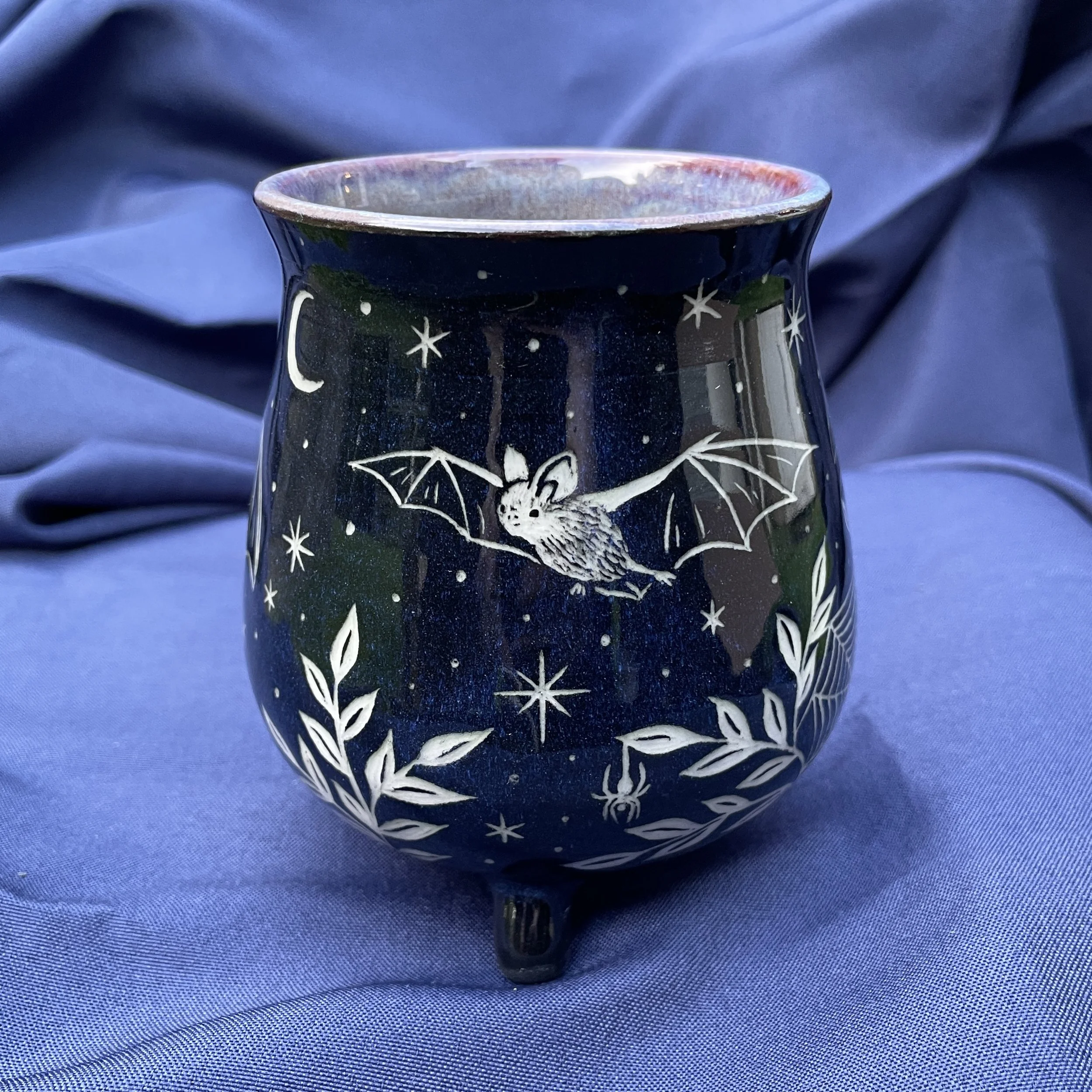 cauldron mug bats A 6.jpg