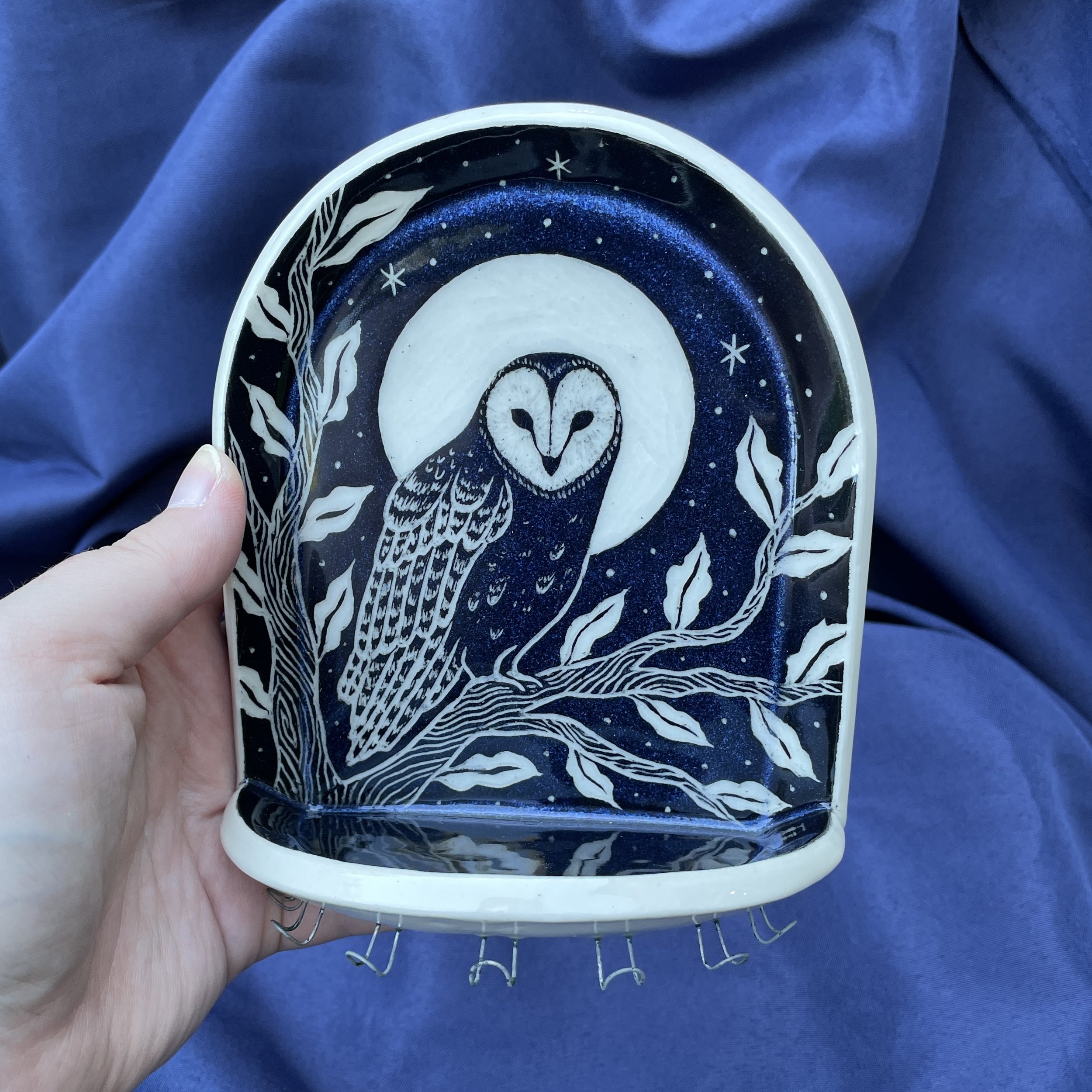 altar with hooks owl 3.jpg