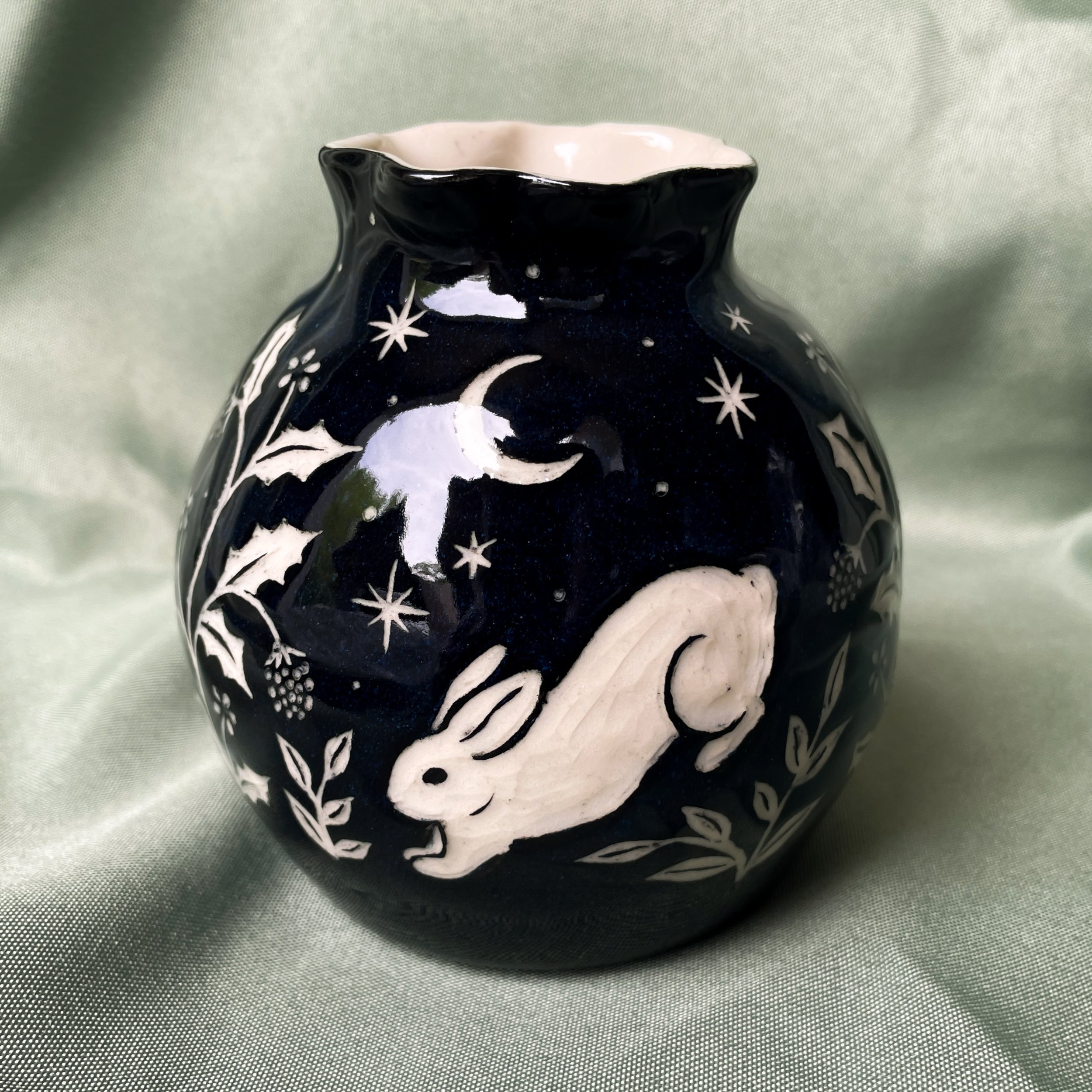 bunny vase 1.JPEG