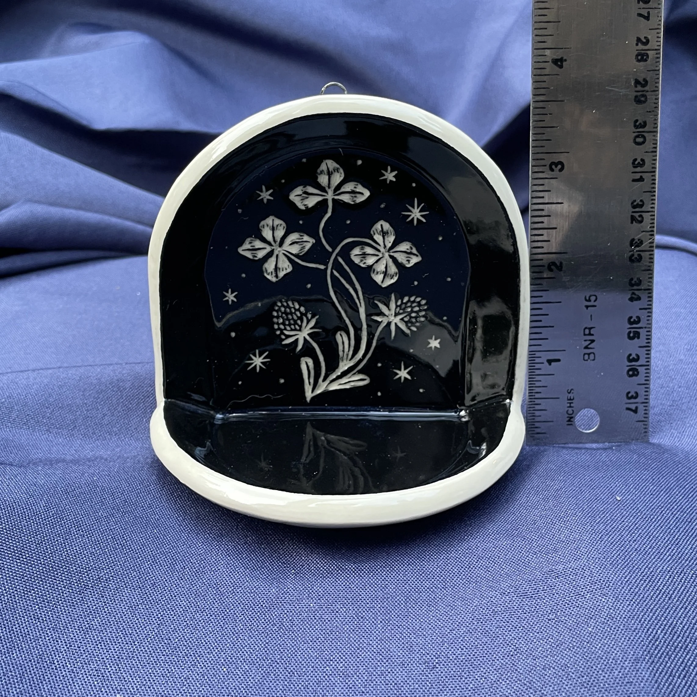 altar shelf clover 6.jpg