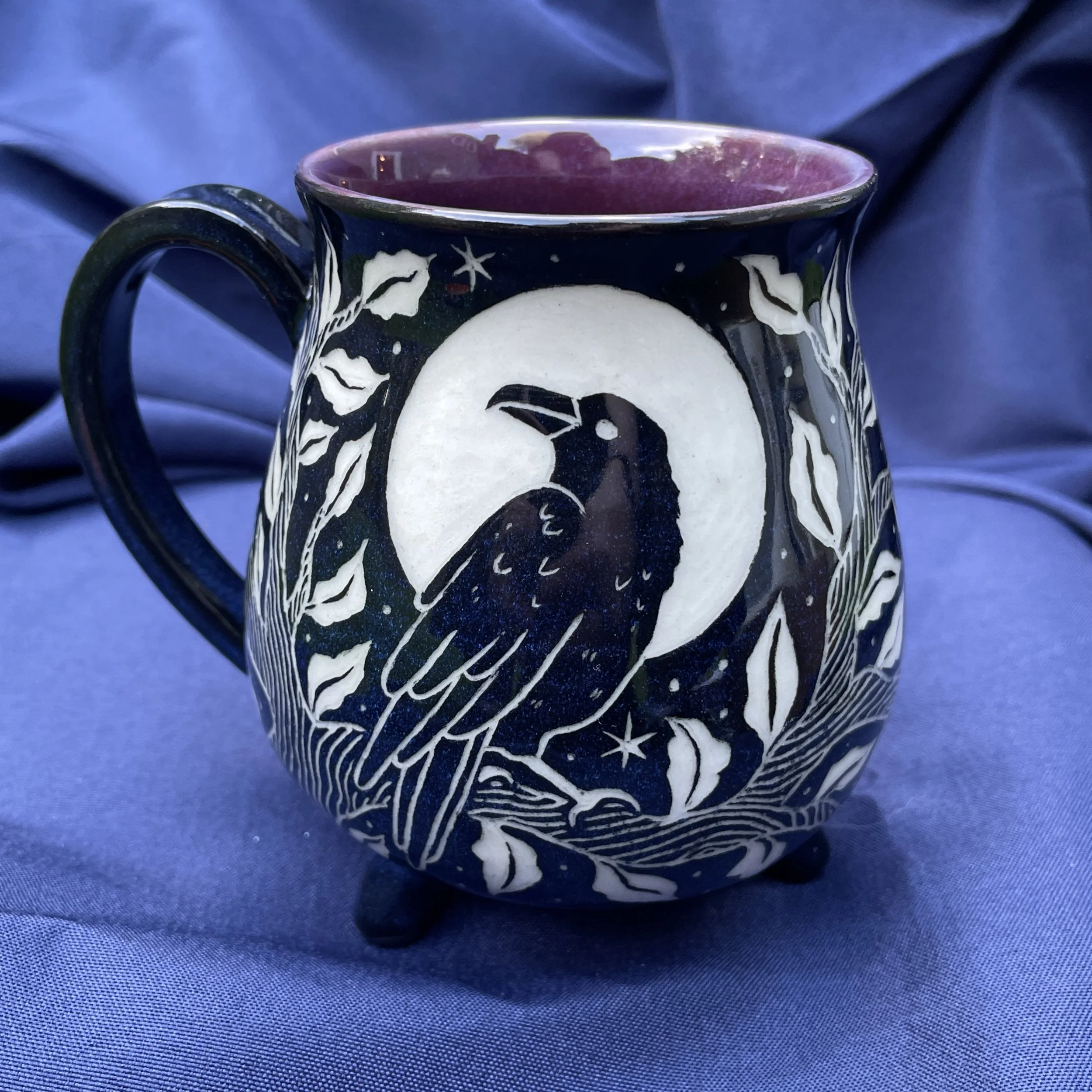 cauldron mug raven C 5.jpg