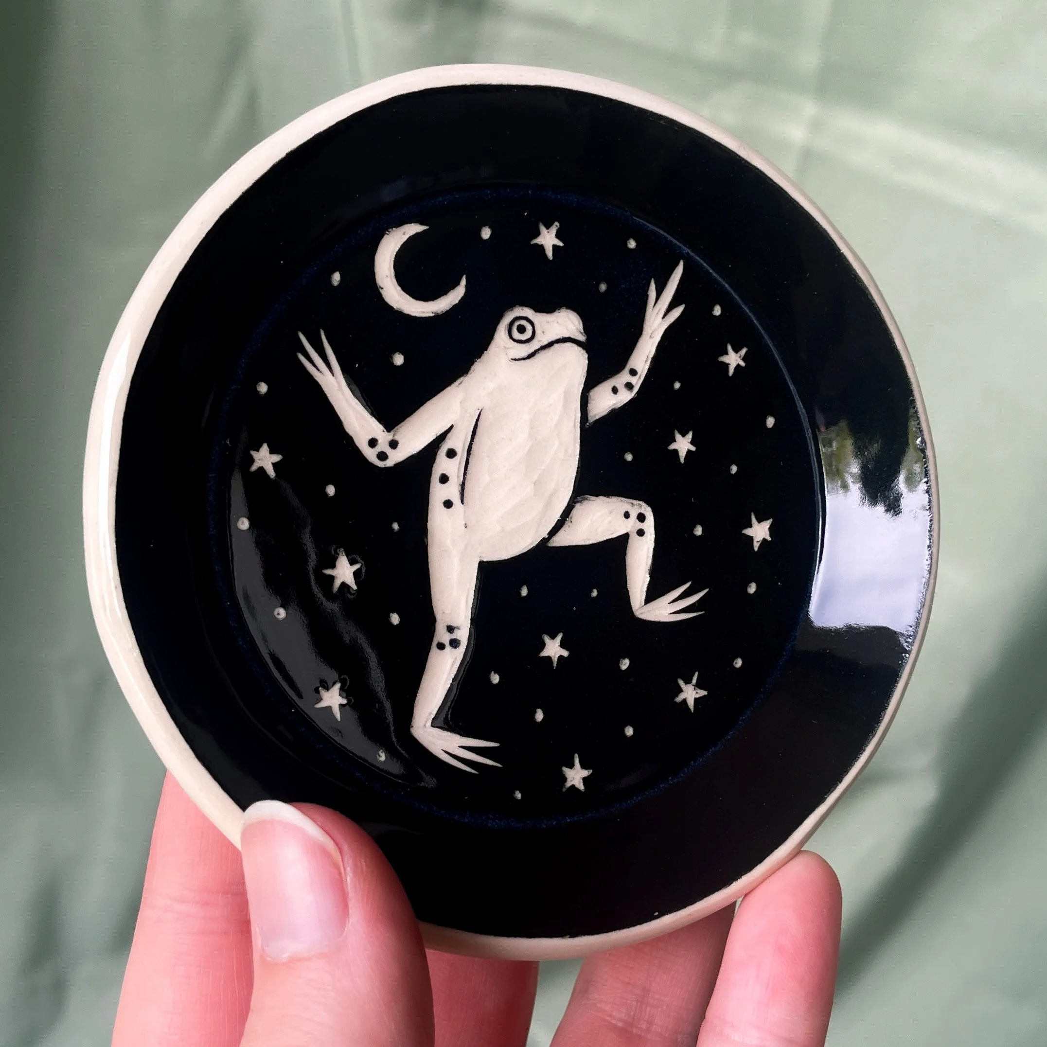 small trinket dish dancing frog 1 held.JPEG