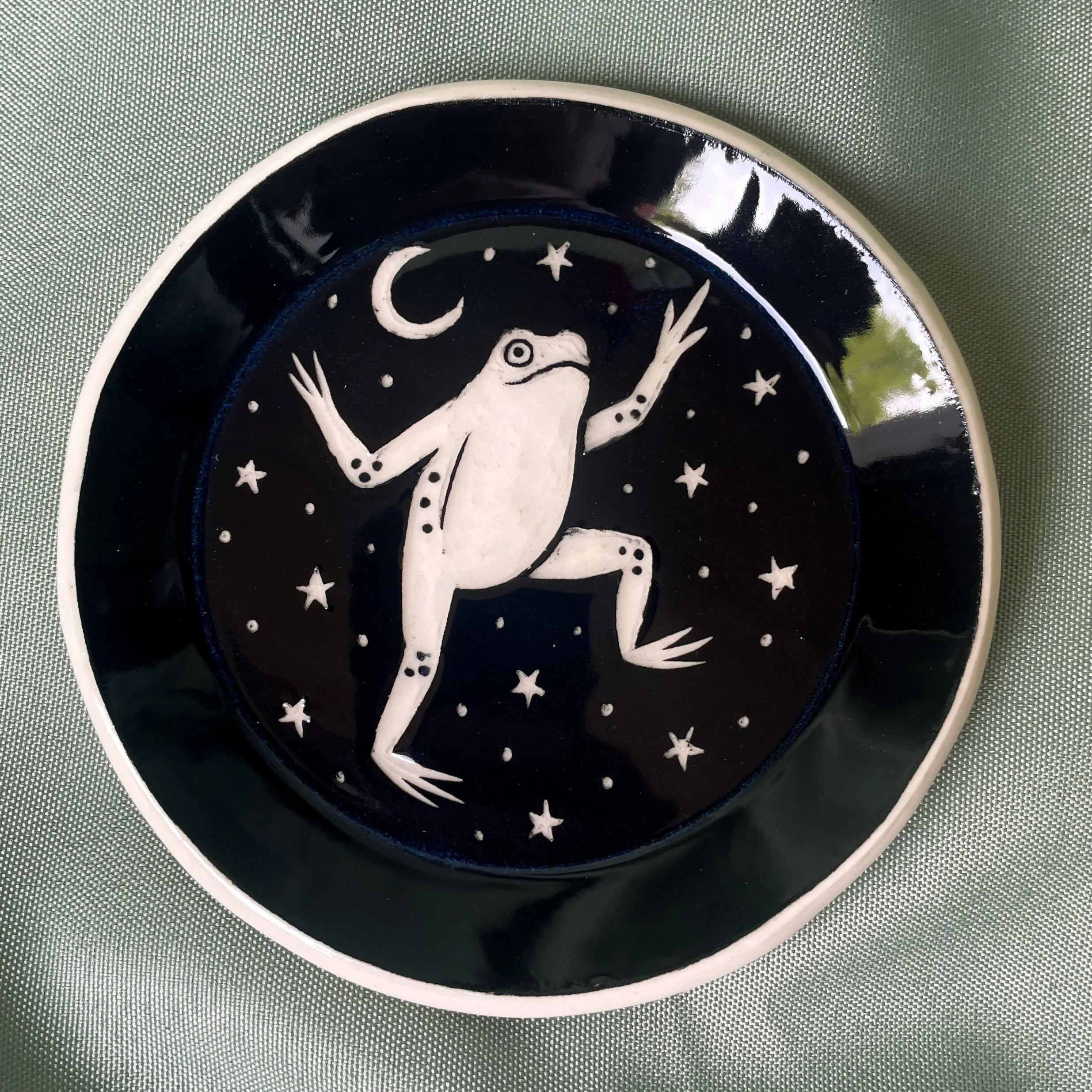 small trinket dish dancing frog 1.JPEG