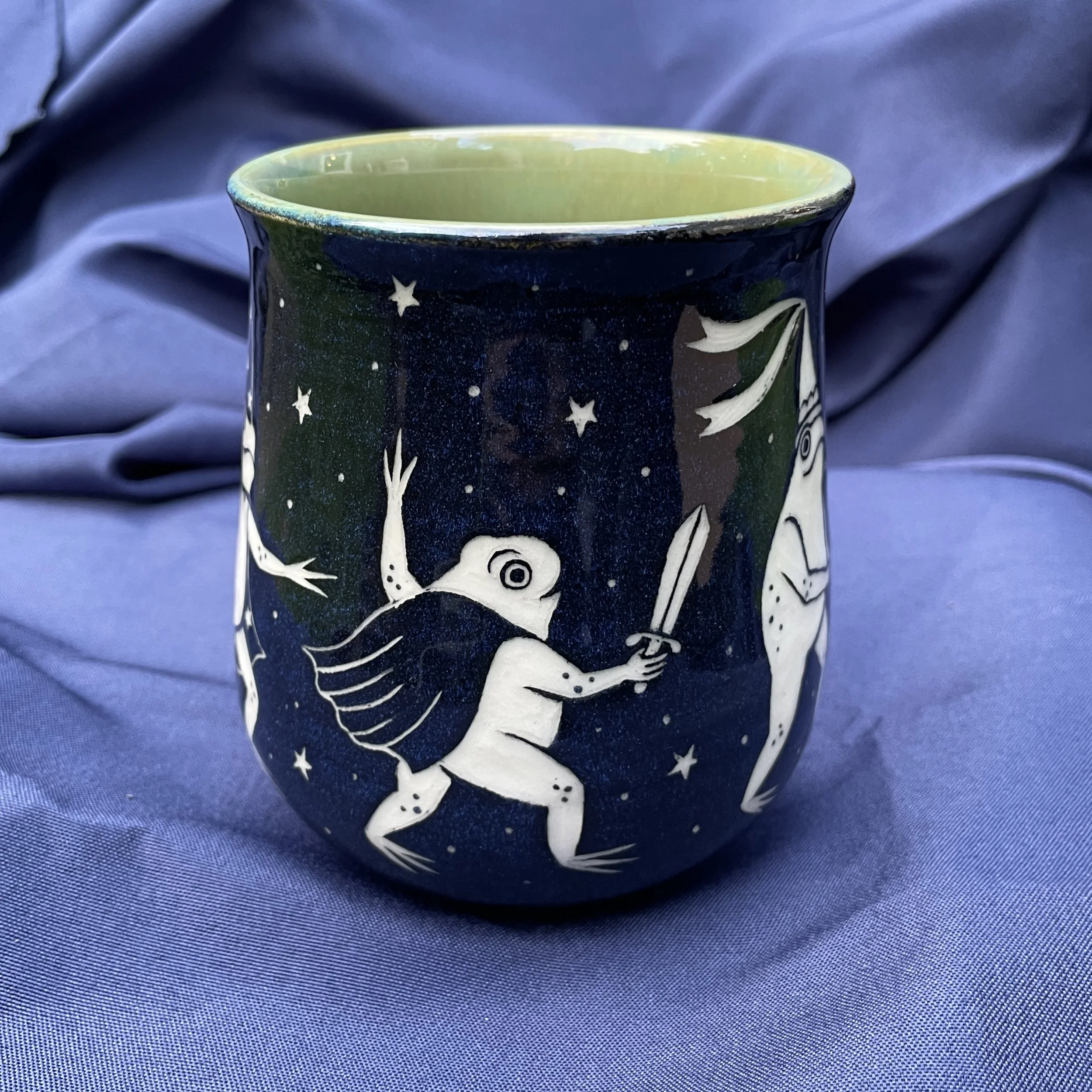 mug medieval frogs a 7.jpg