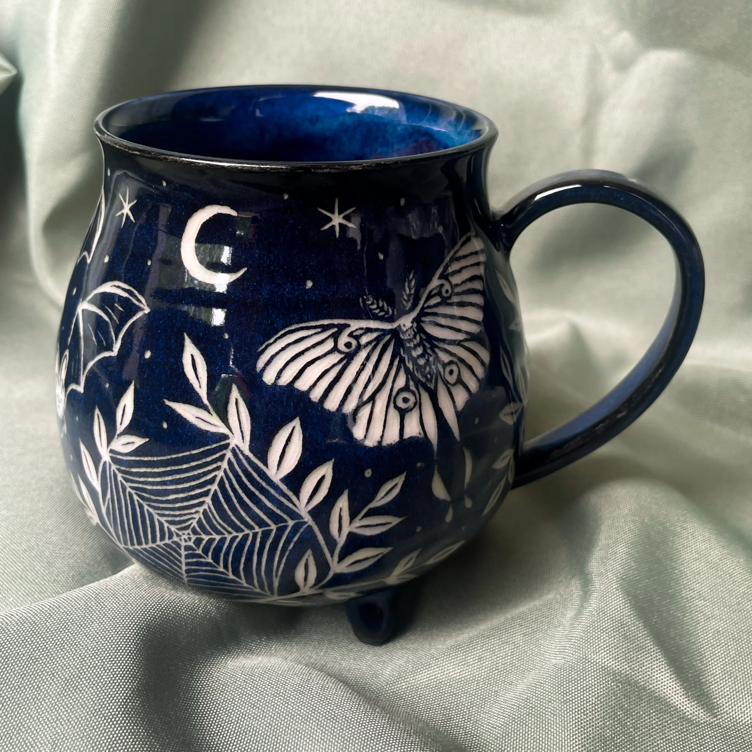 nocturnal creatures cauldron mug sideview.JPEG