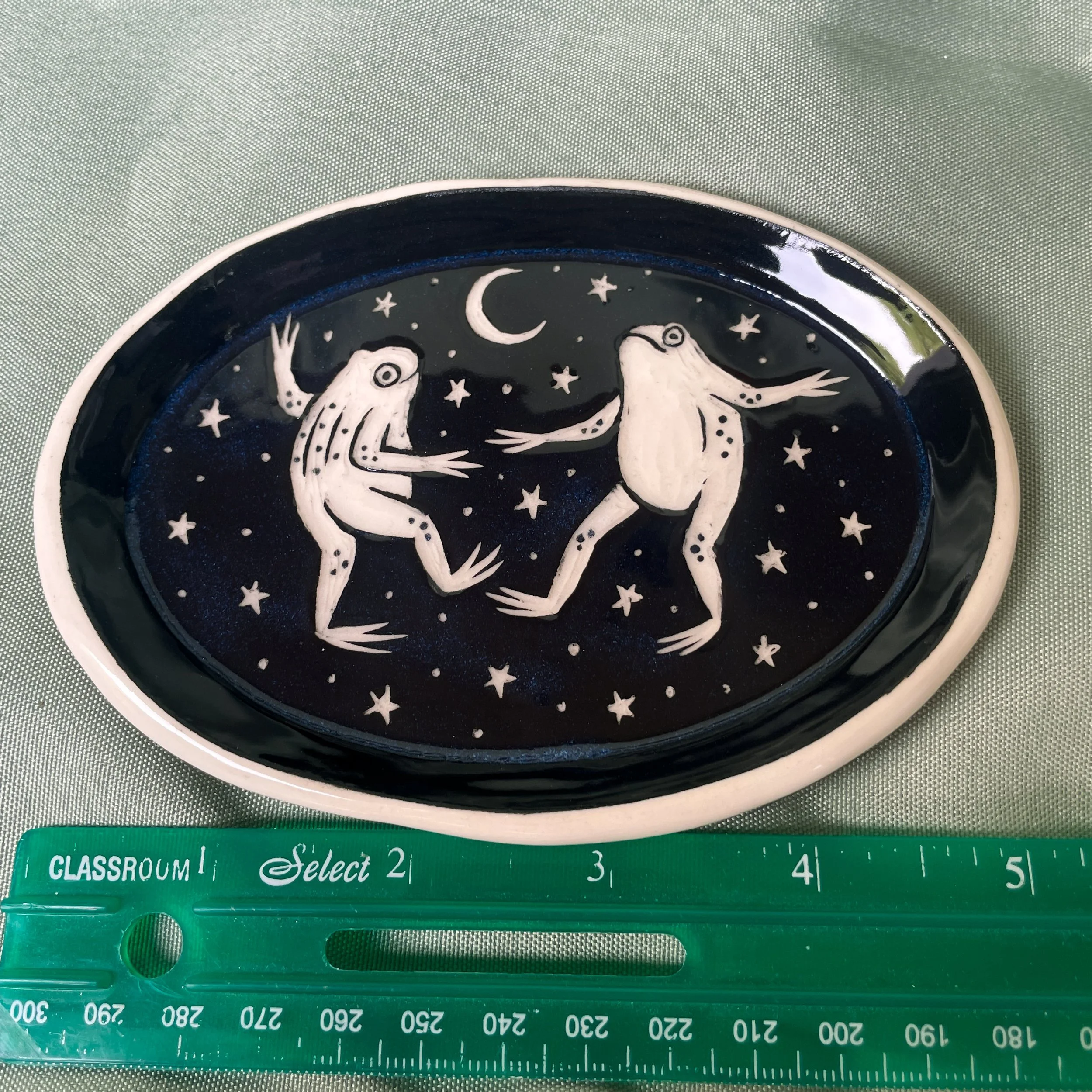 oval trinket dish dancing frogs ruler.JPEG