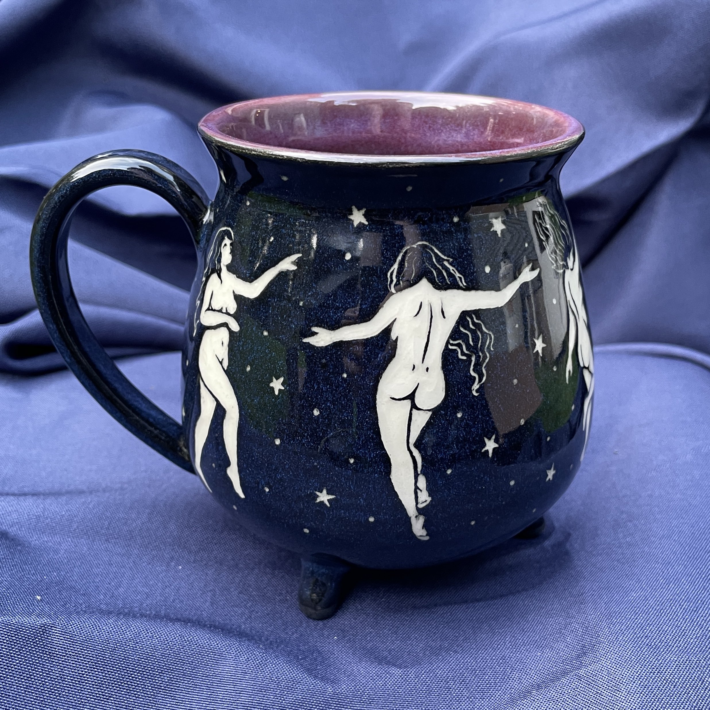 cauldron mug witch dance A 5.jpg