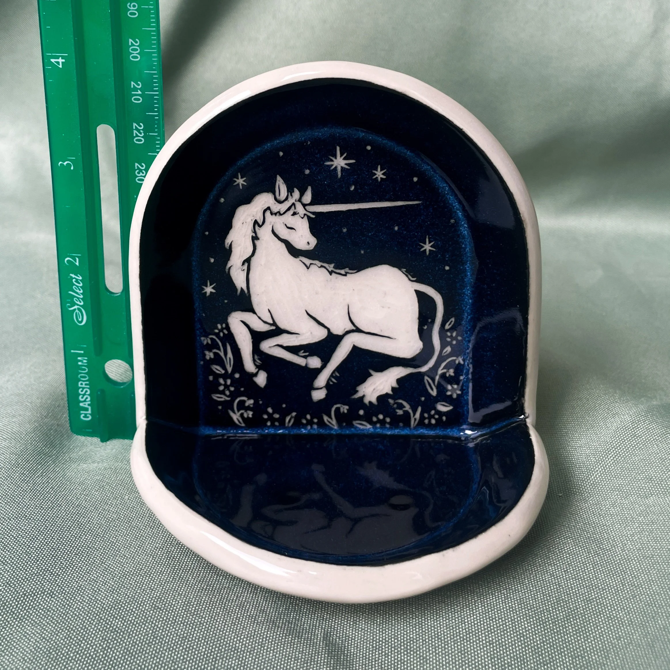 unicorn altar ruler for scale.JPEG