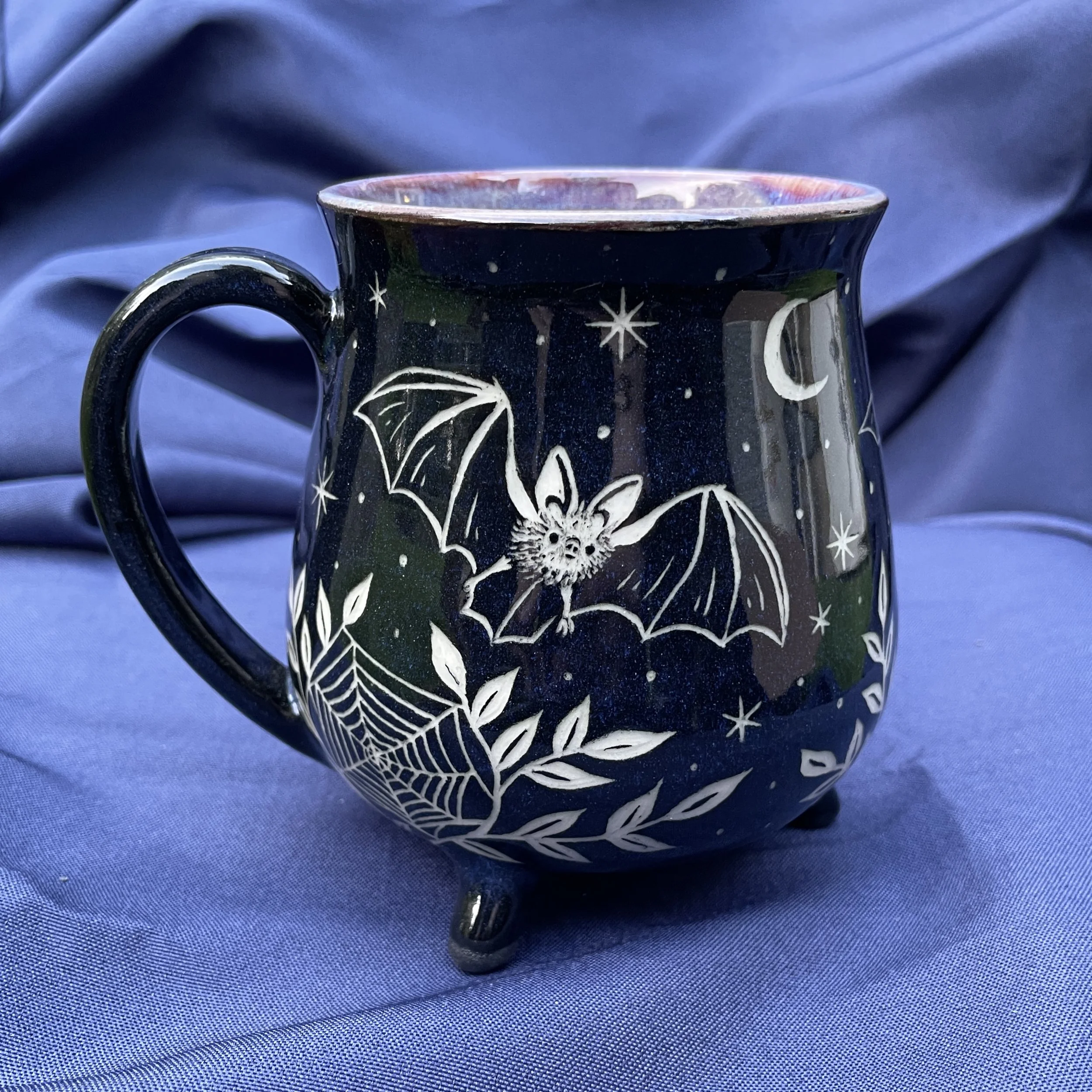 cauldron mug bats A 7.jpg