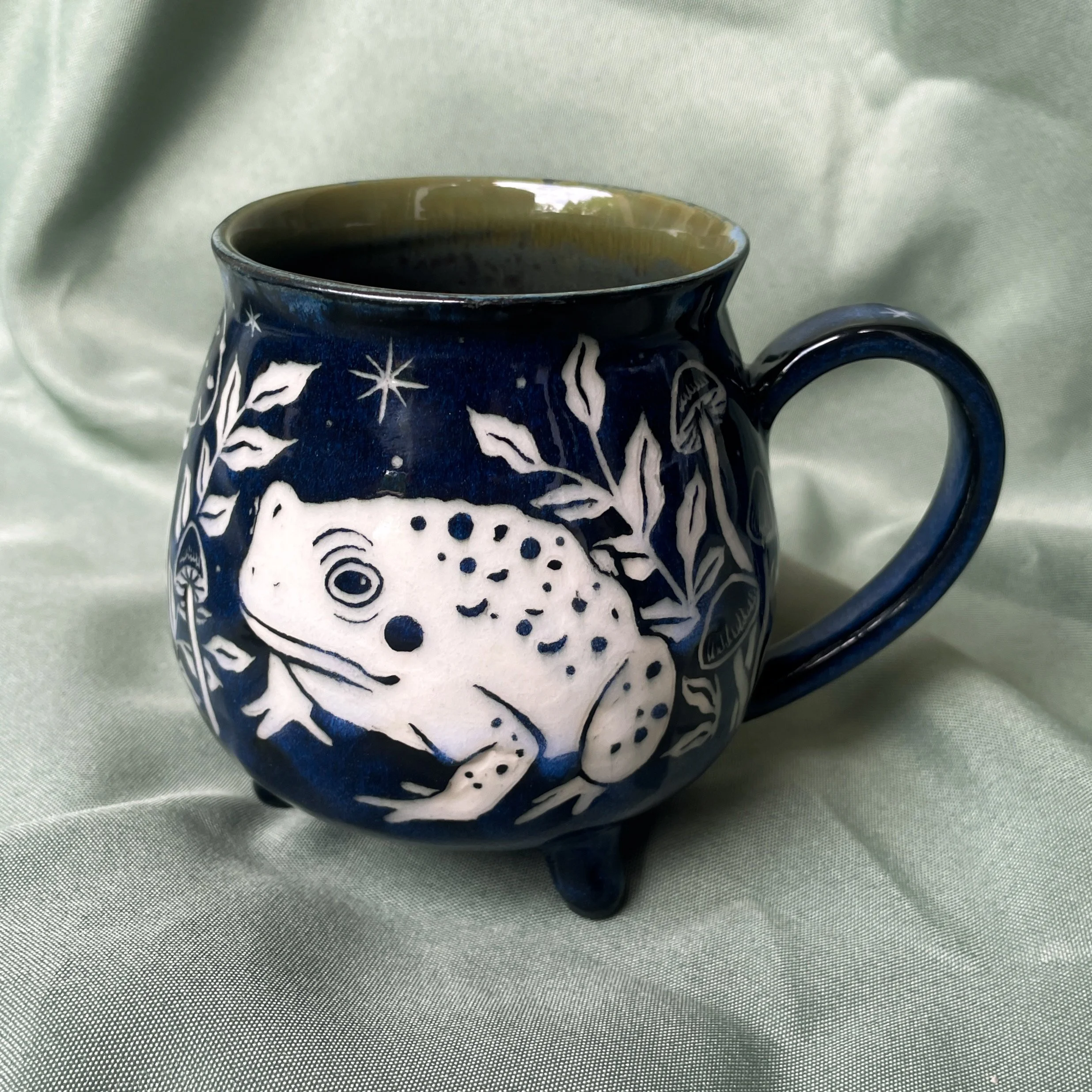 Oopsie Cauldron Mug - Toads