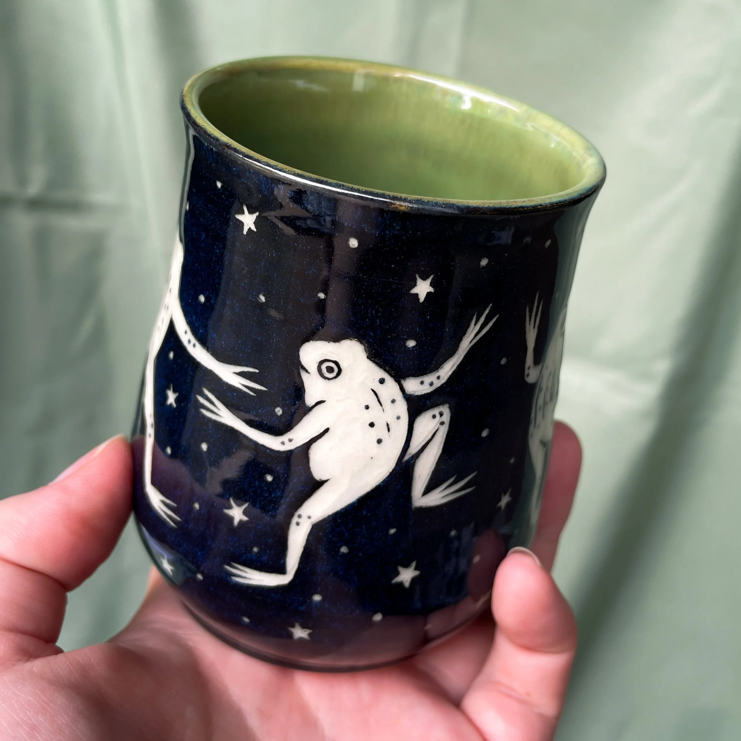 Small Cup - Dancing Frogs C