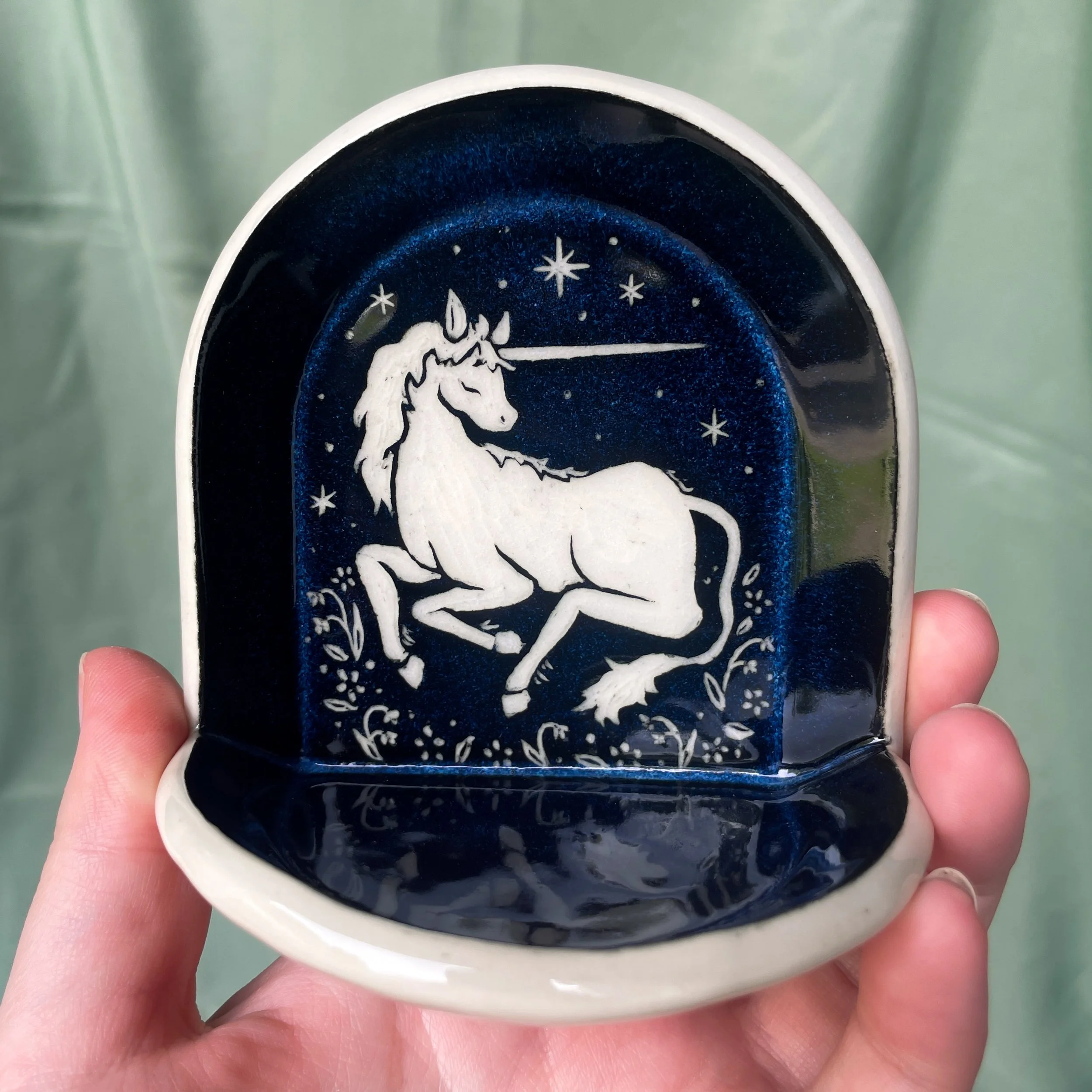 unicorn altar held up.JPEG