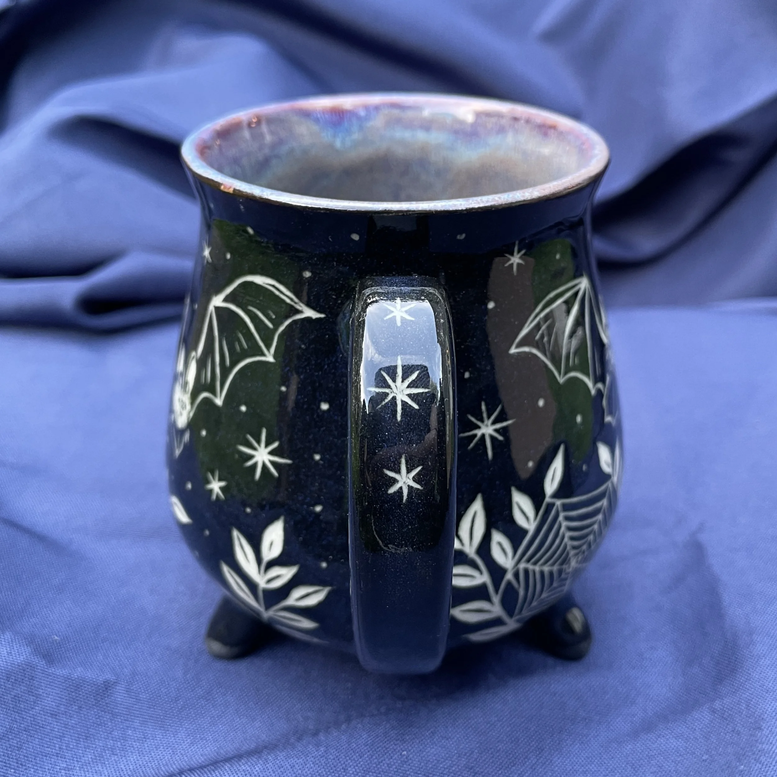 cauldron mug bats A 8.jpg