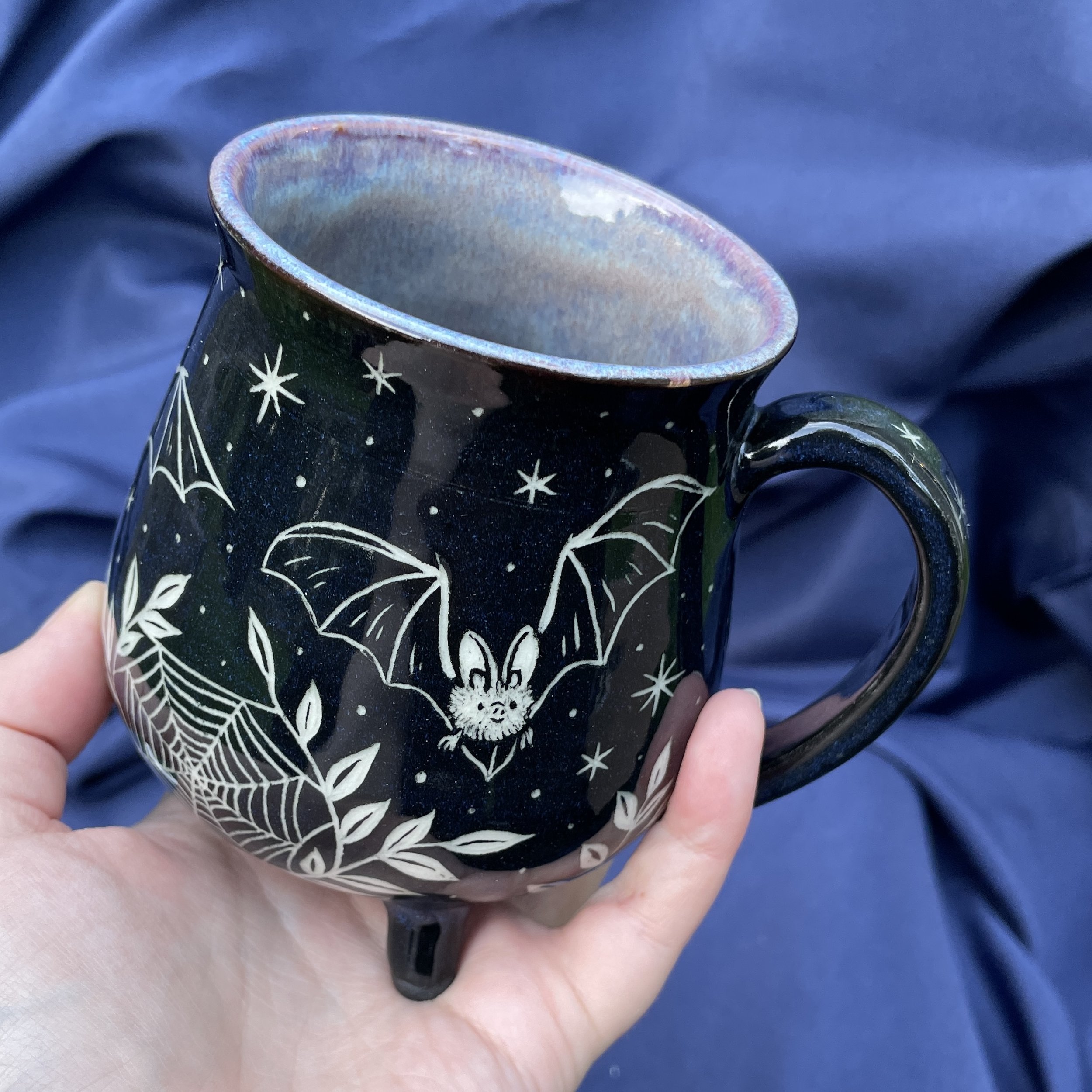 cauldron mug bats A 2.jpg