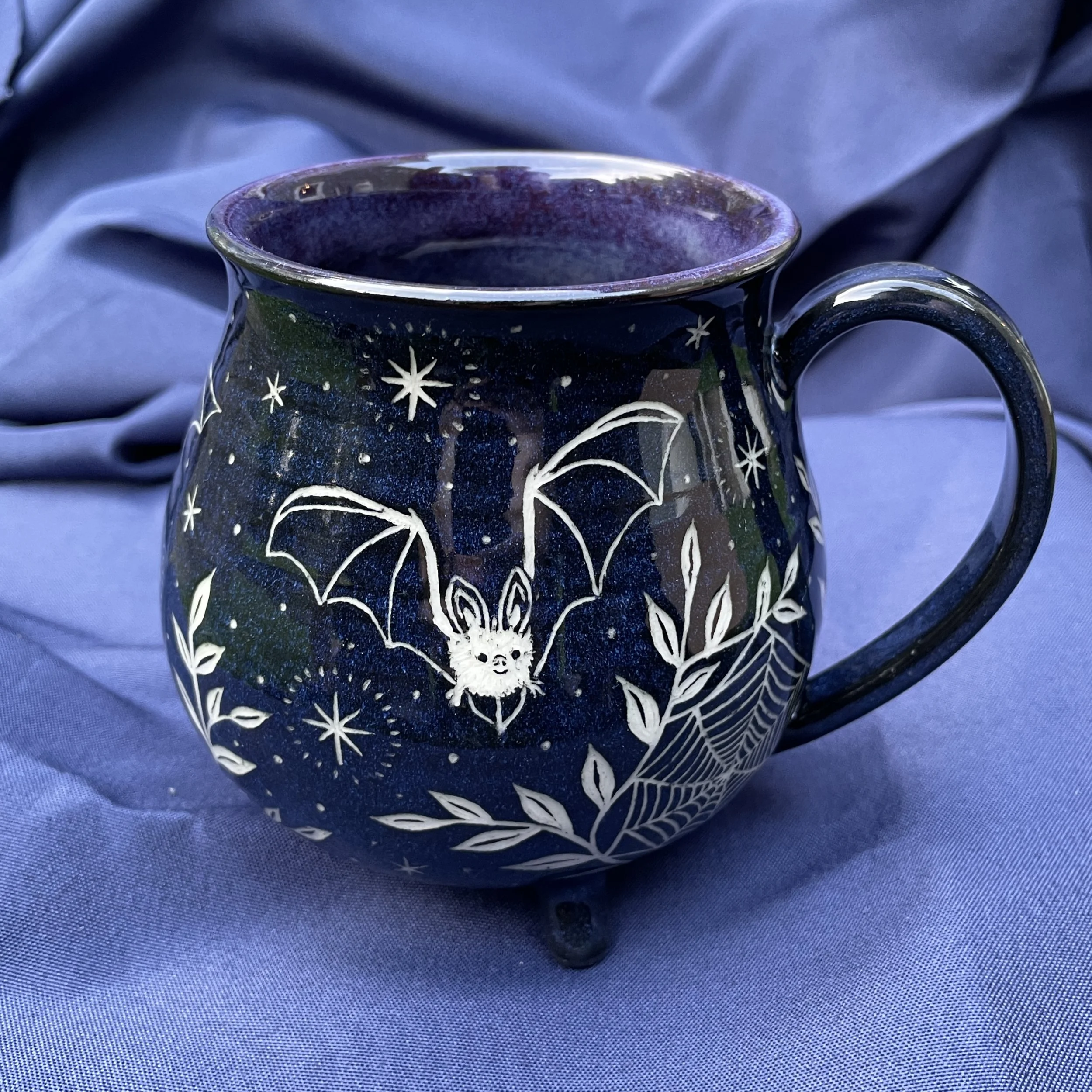 cauldron mug bats b 8.jpg