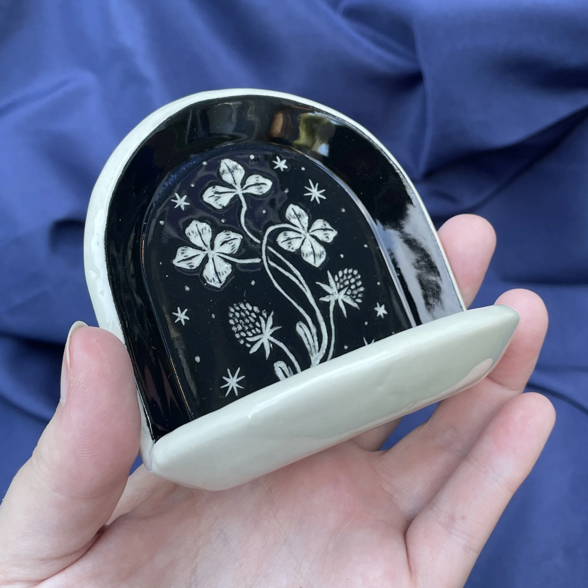 altar shelf clover 5.jpg
