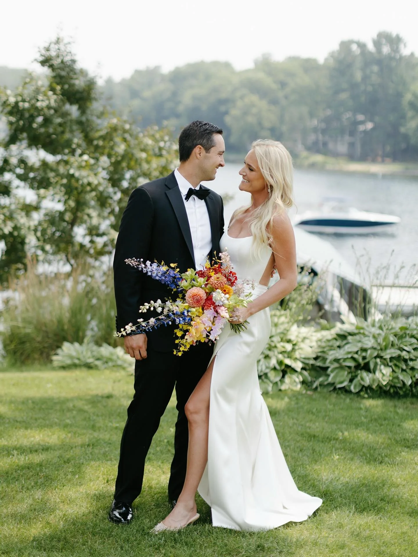 These rainbow florals by @playbouquet will be on my inspo boards forever 🌺 

Captured on digital and 35mm film. 

&mdash;

Couple: @paigemarieitsme &amp; @tohara24
Planning &amp; Design: @lainepalmplanning
Photography: @hael.studio
Videography: @ols