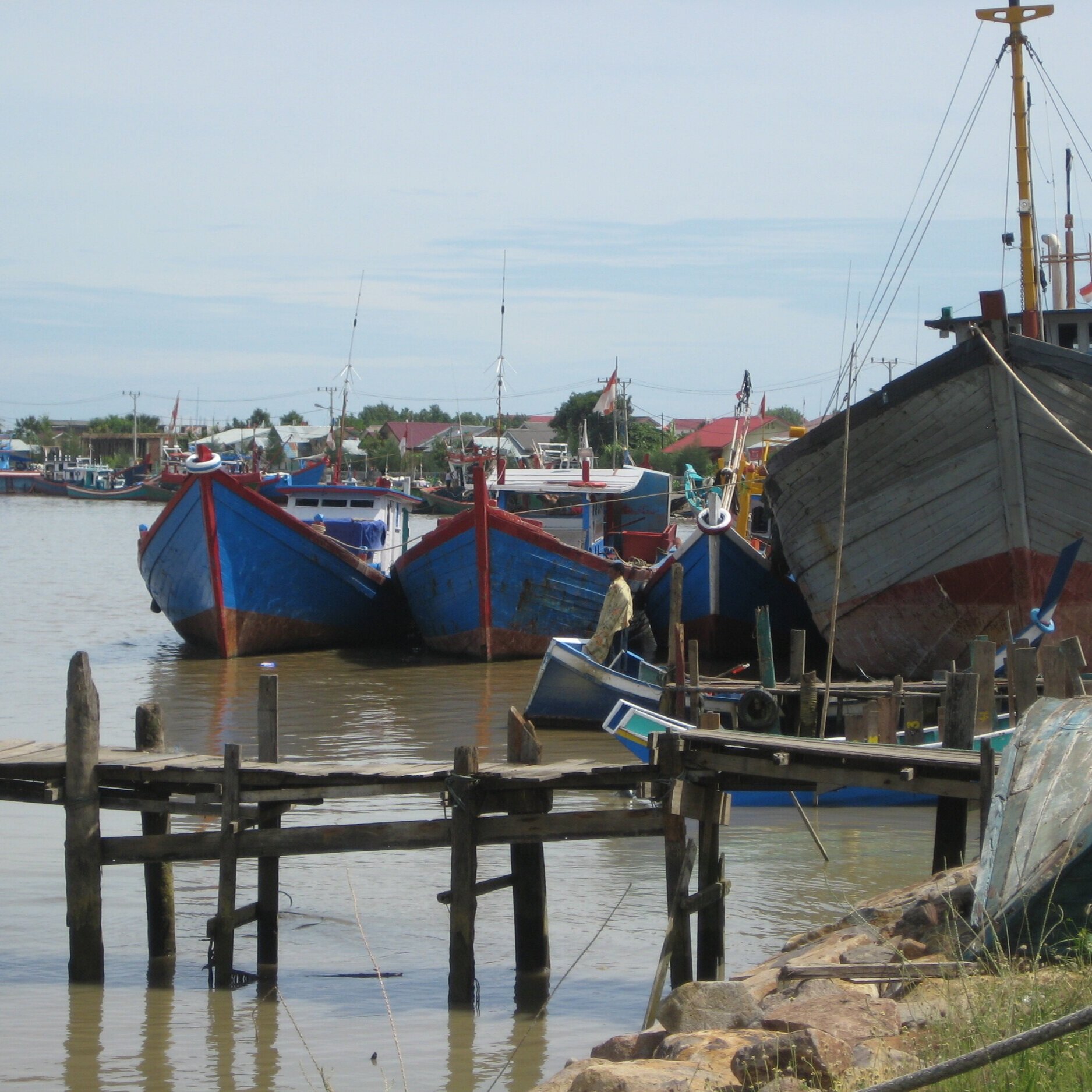 Banda+Aceh+-+fishing+boat+recovery2.jpg