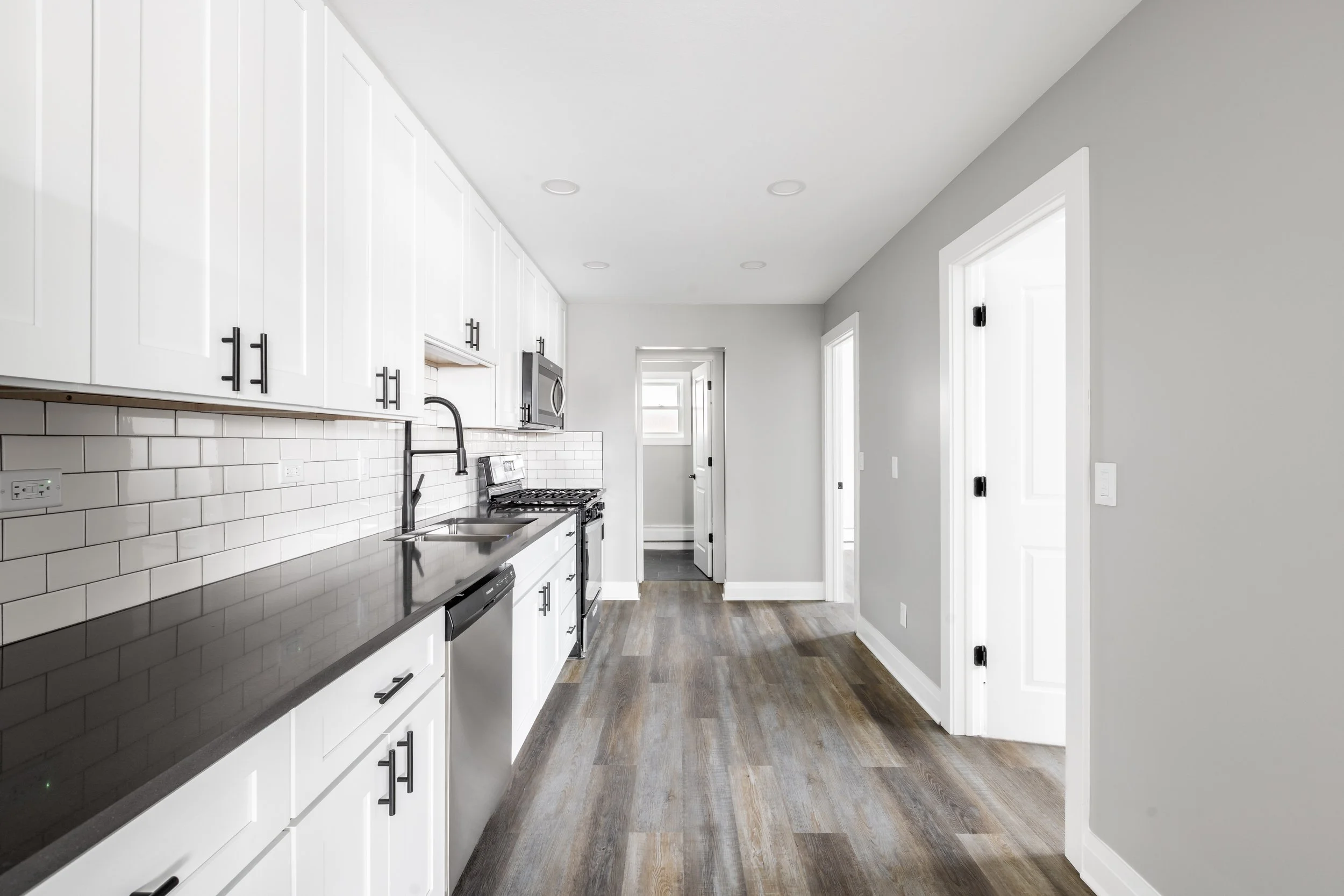 PROF - KITCHEN 3.jpg