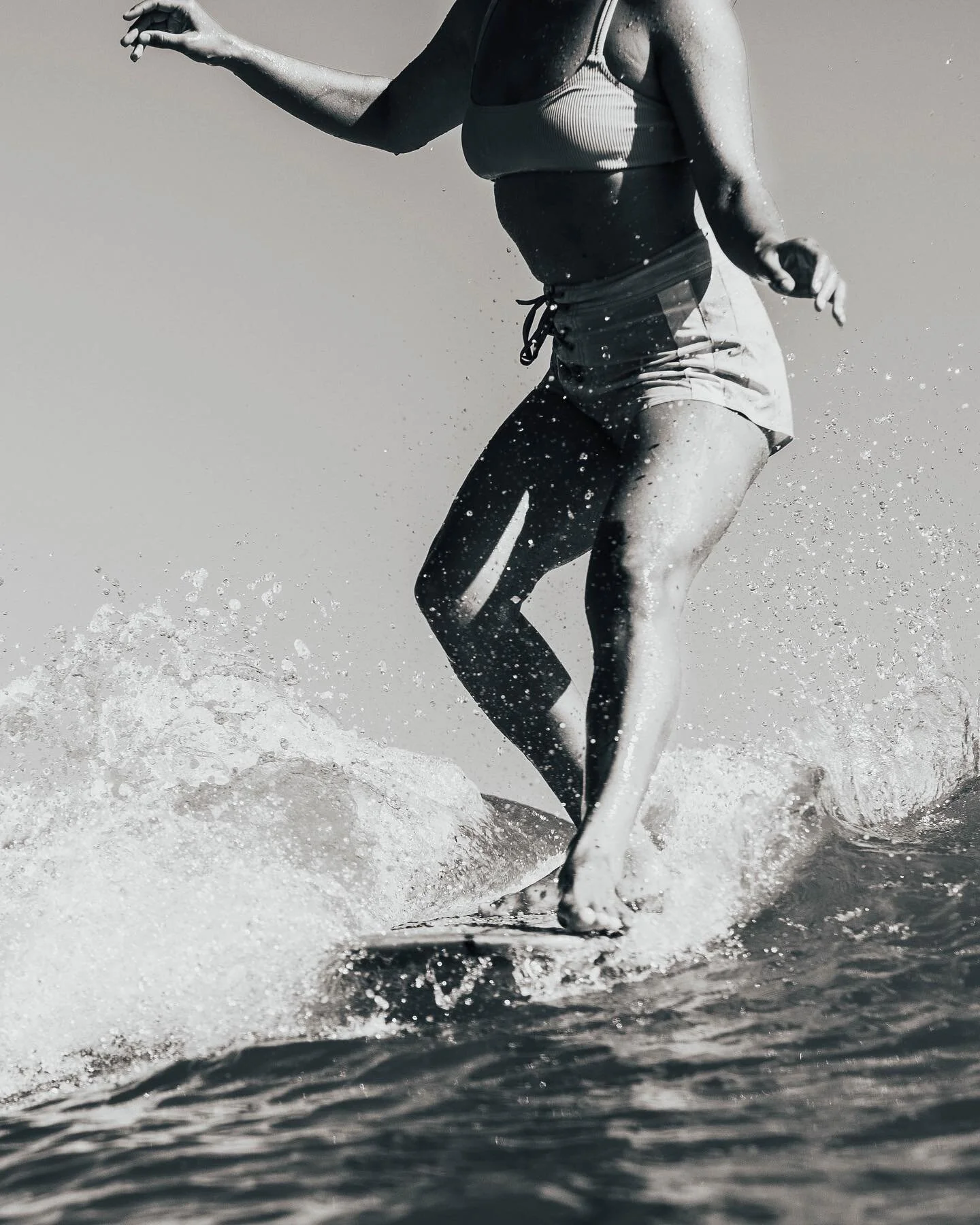 love a good black and white 

@megr0h 
@canonusa 
@warm_collective 
@aquatech_imagingsolutions