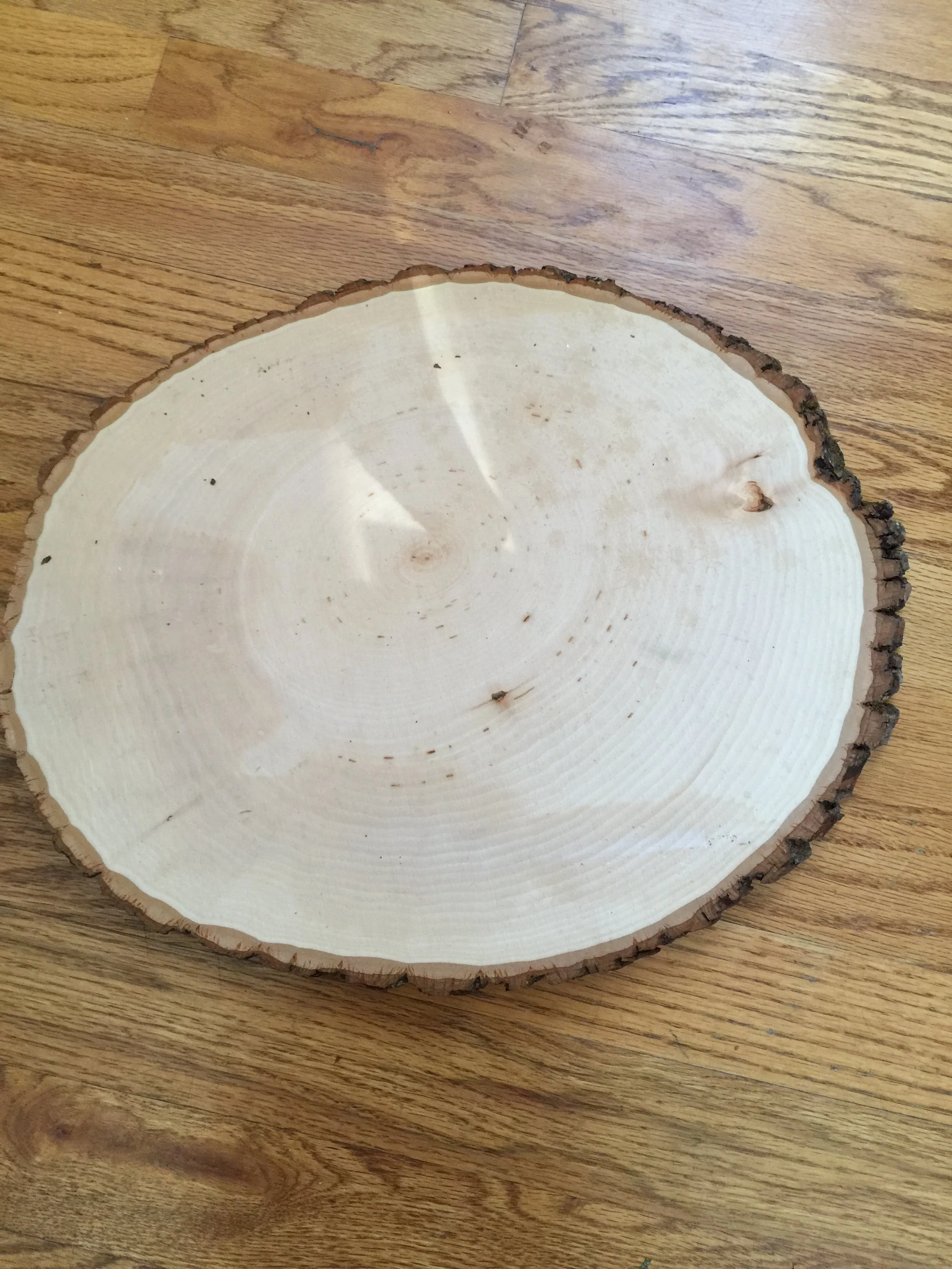rustic wood round.jpg