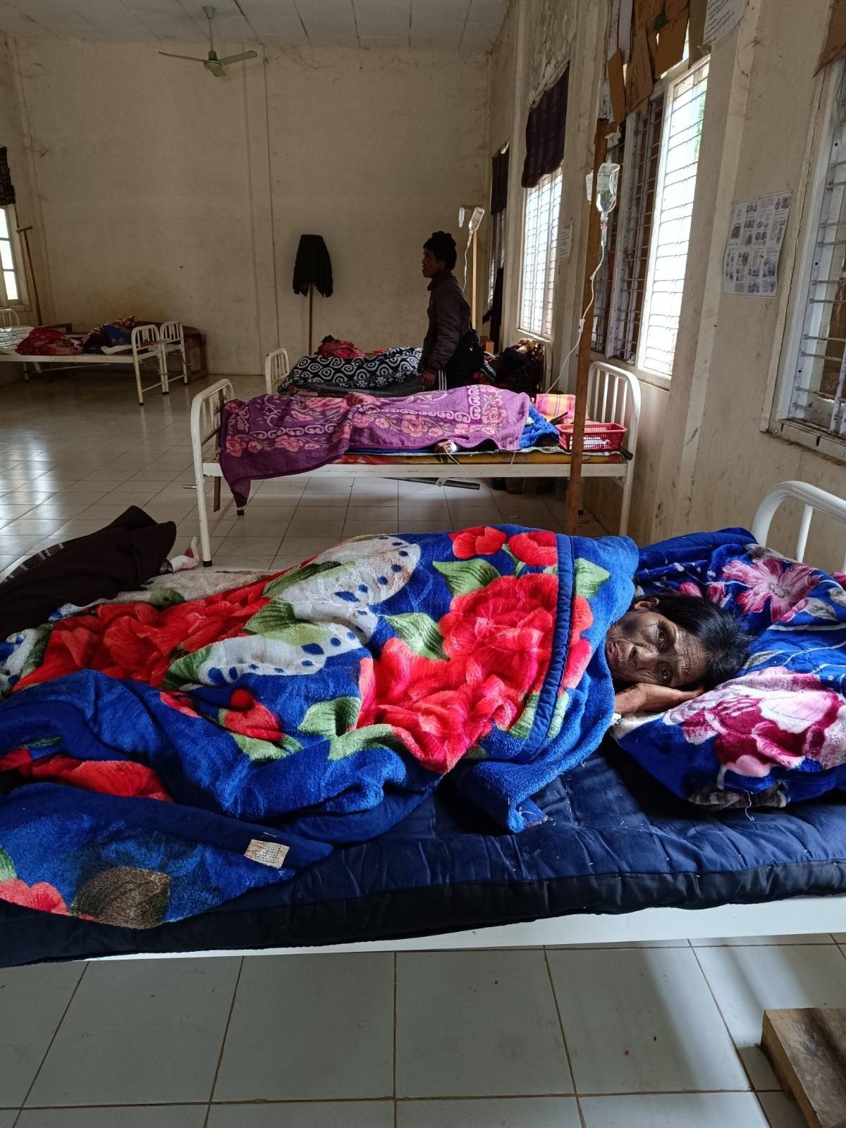 PATIENT+WHICH+WAS+SUFFERING+FROM+SICKNESS+TREATED+AND+GIVEN+SUPPLIES.jpeg