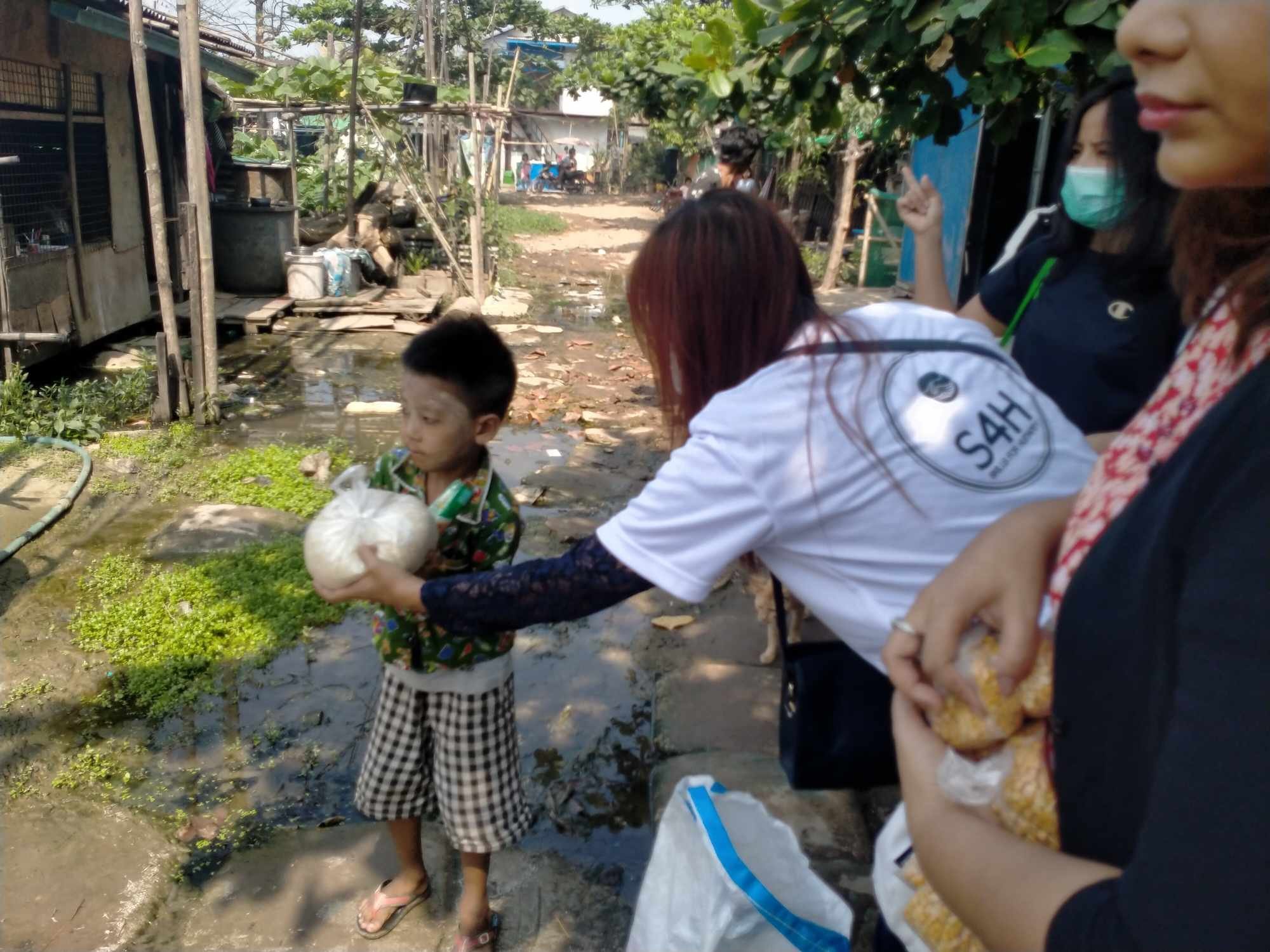 VICTIMS+OF+CONFLICT+AID.jpg